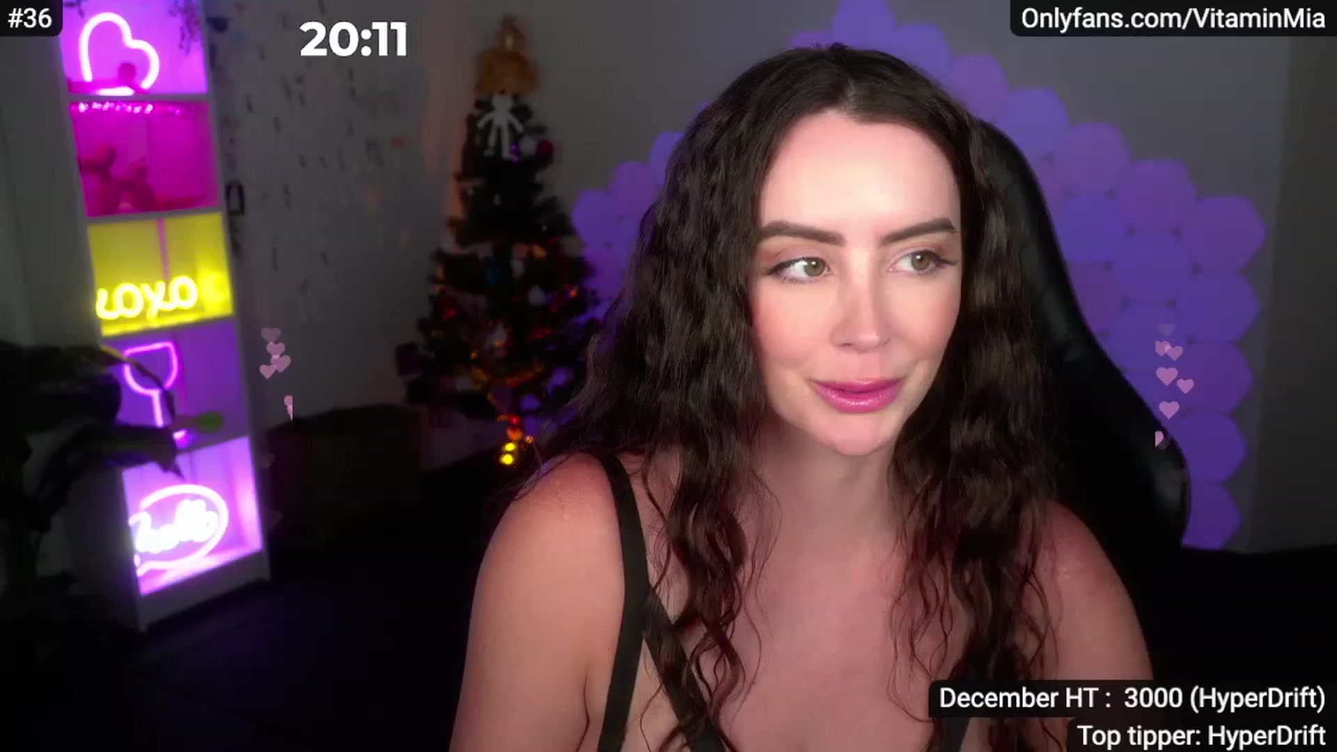 Gallery image thumbnail from MissAustralia's myfreecams stream on, 12/06/2022, 10:48 image 7 of 20