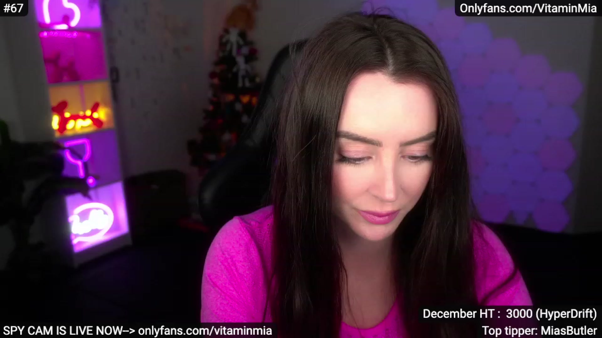 Gallery image thumbnail from MissAustralia's myfreecams stream on, 12/16/2022, 08:59 image 10 of 20
