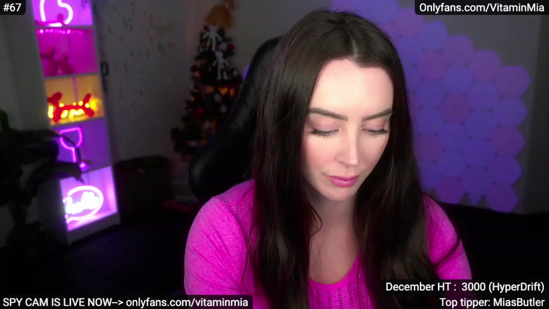 Gallery image thumbnail from MissAustralia's myfreecams stream on, 12/16/2022, 08:59 image 7 of 20