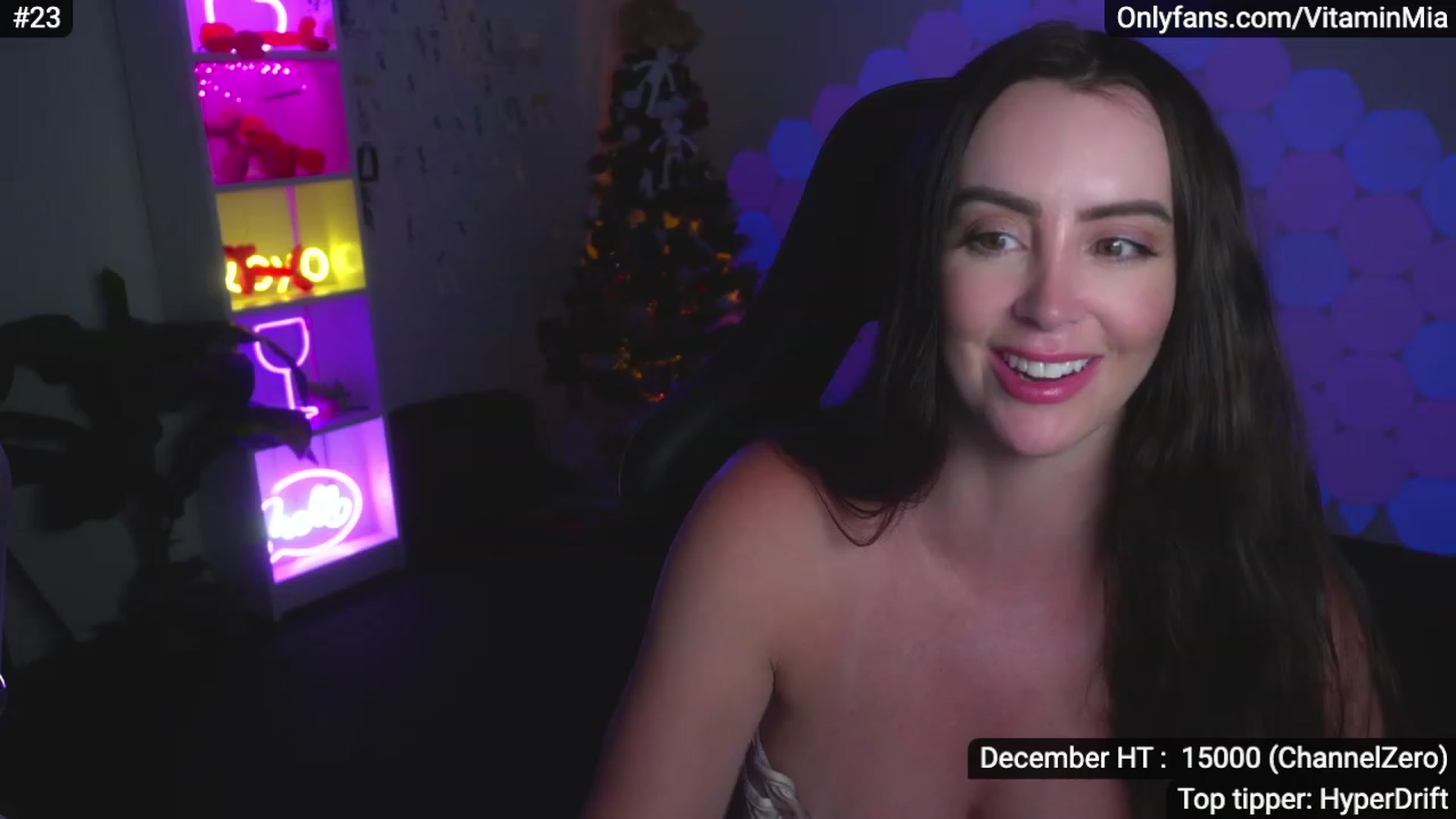 Gallery image thumbnail from MissAustralia's myfreecams stream on, 12/28/2022, 12:48 image 9 of 20
