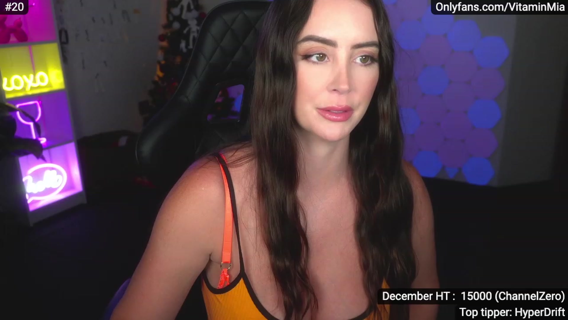 Gallery image thumbnail from MissAustralia's myfreecams stream on, 12/30/2022, 10:52 image 4 of 20