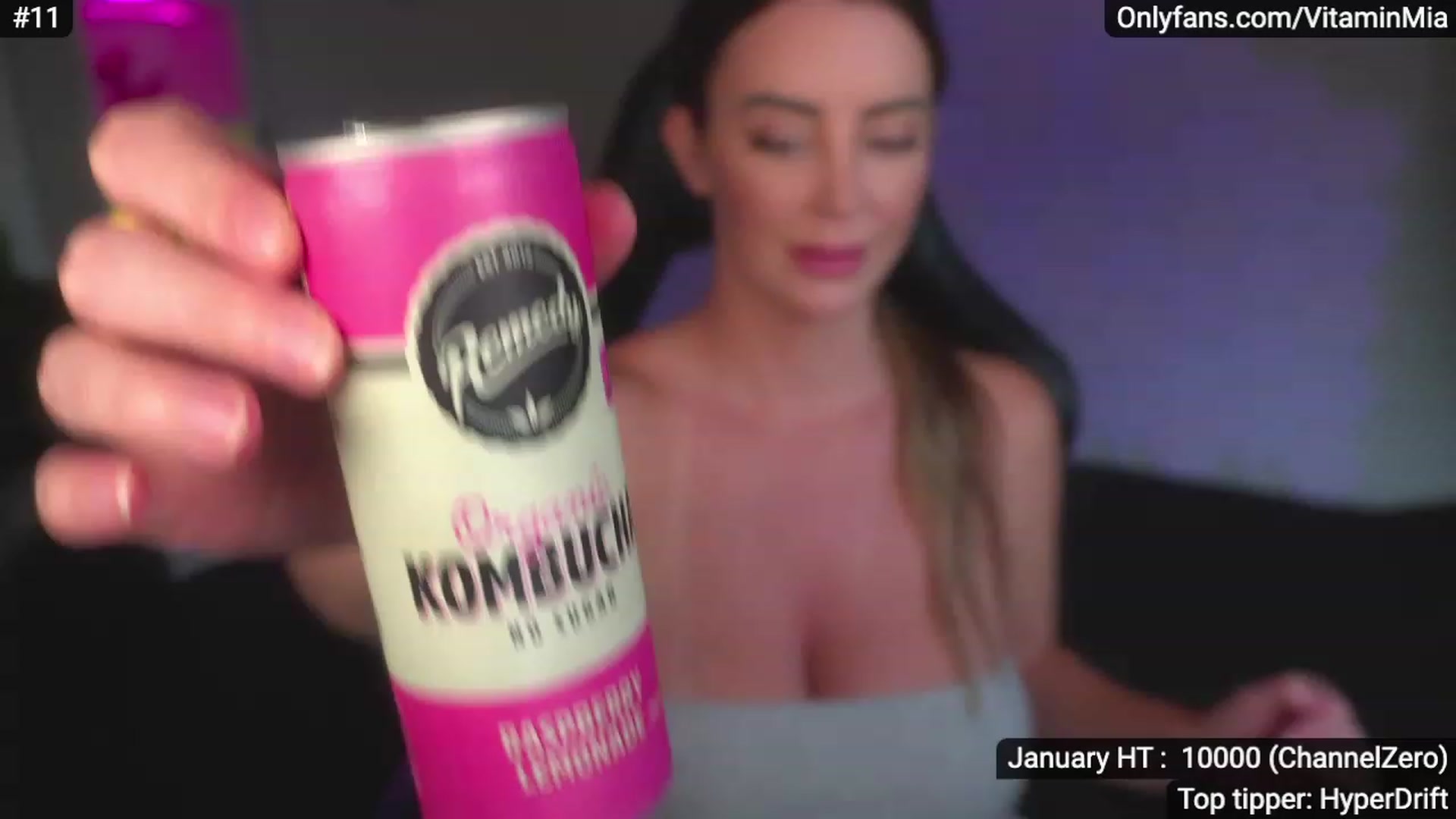 Gallery image thumbnail from MissAustralia's myfreecams stream on, 01/15/2023, 07:02 image 6 of 20