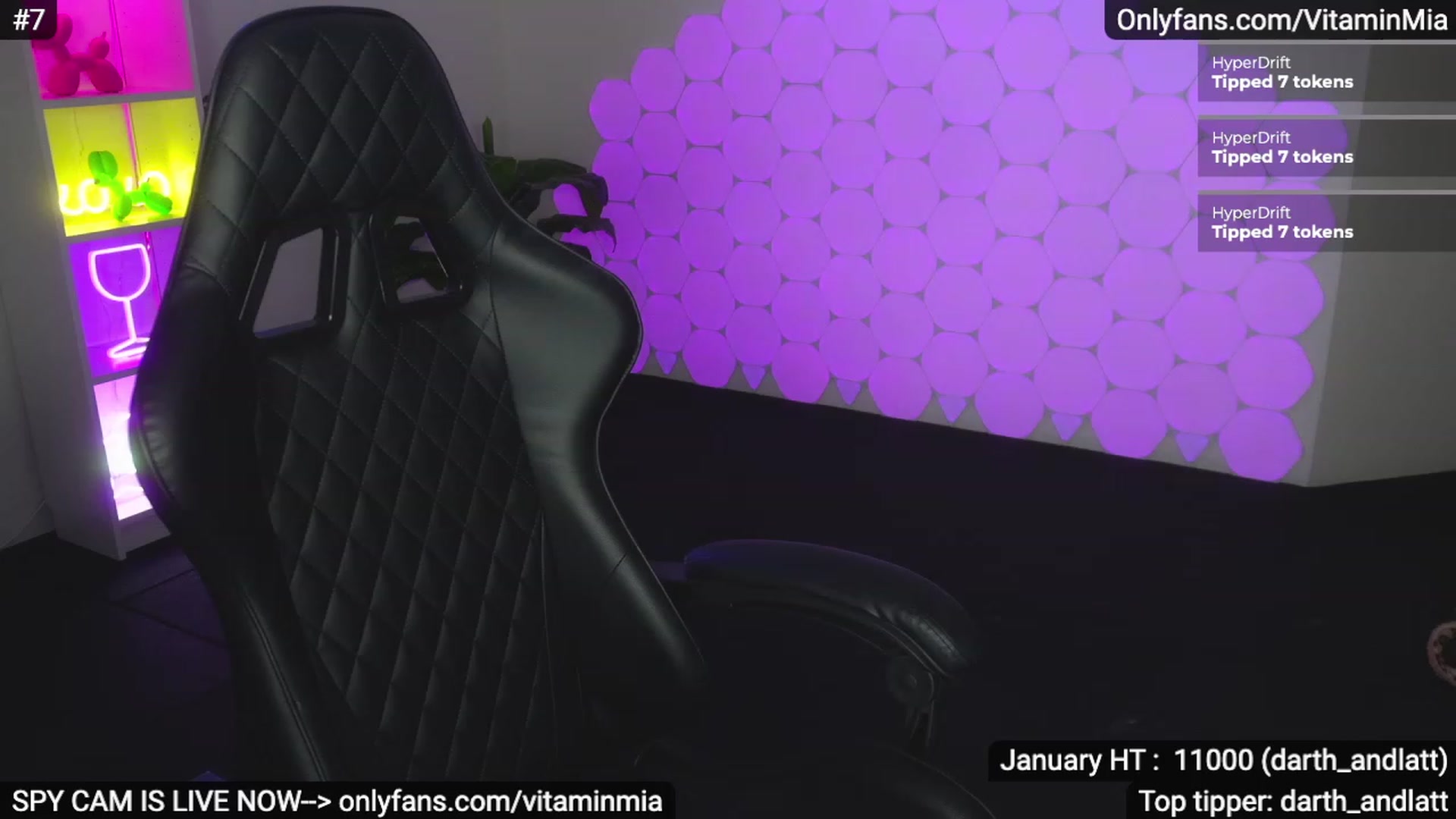 Gallery image thumbnail from MissAustralia's myfreecams stream on, 01/22/2023, 11:38 image 11 of 20