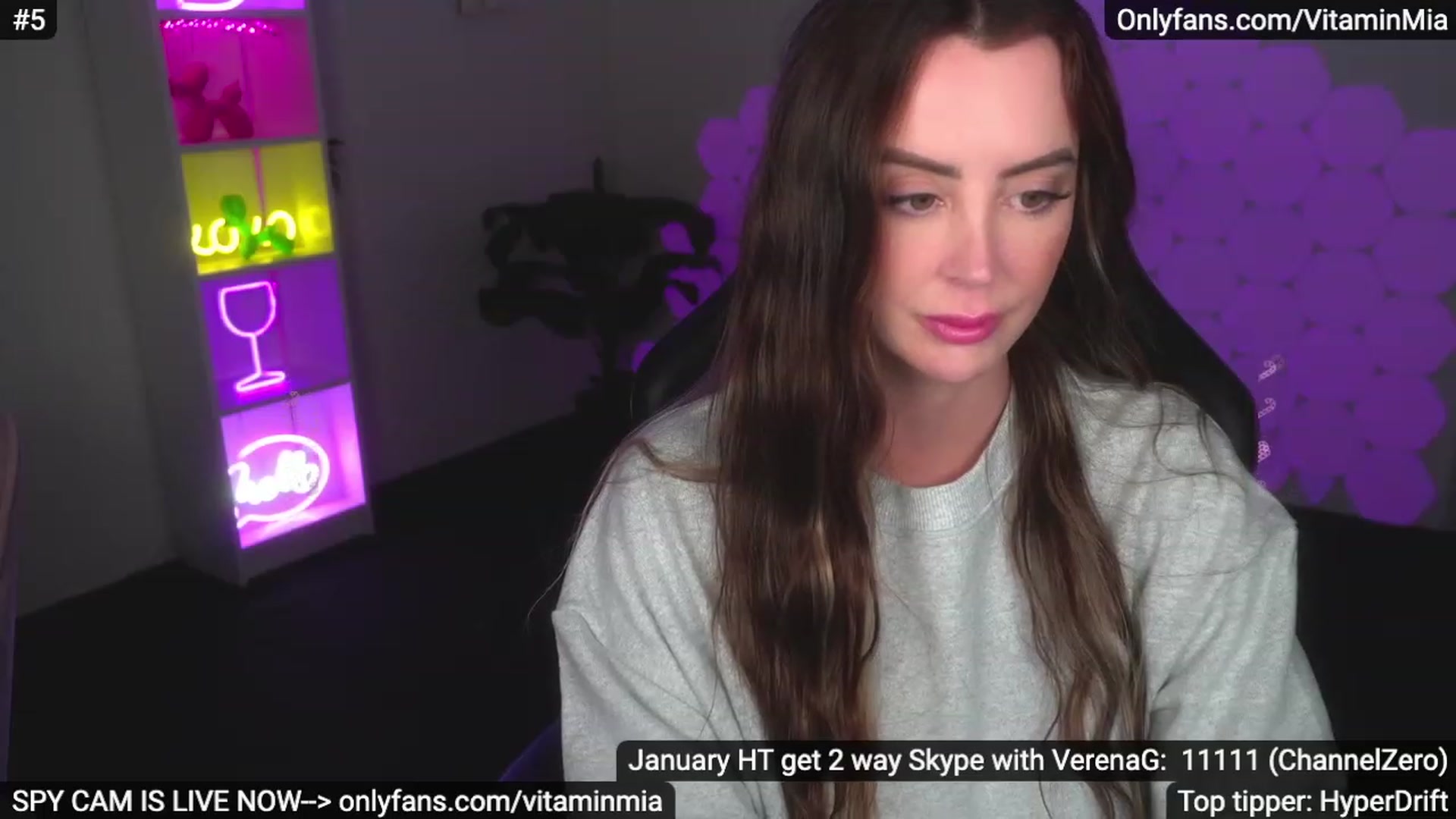 Gallery image thumbnail from MissAustralia's myfreecams stream on, 01/25/2023, 11:22 image 18 of 20