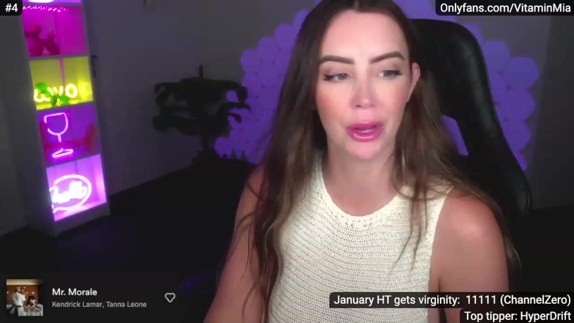 Gallery image thumbnail from MissAustralia's myfreecams stream on, 01/26/2023, 10:30 image 17 of 20
