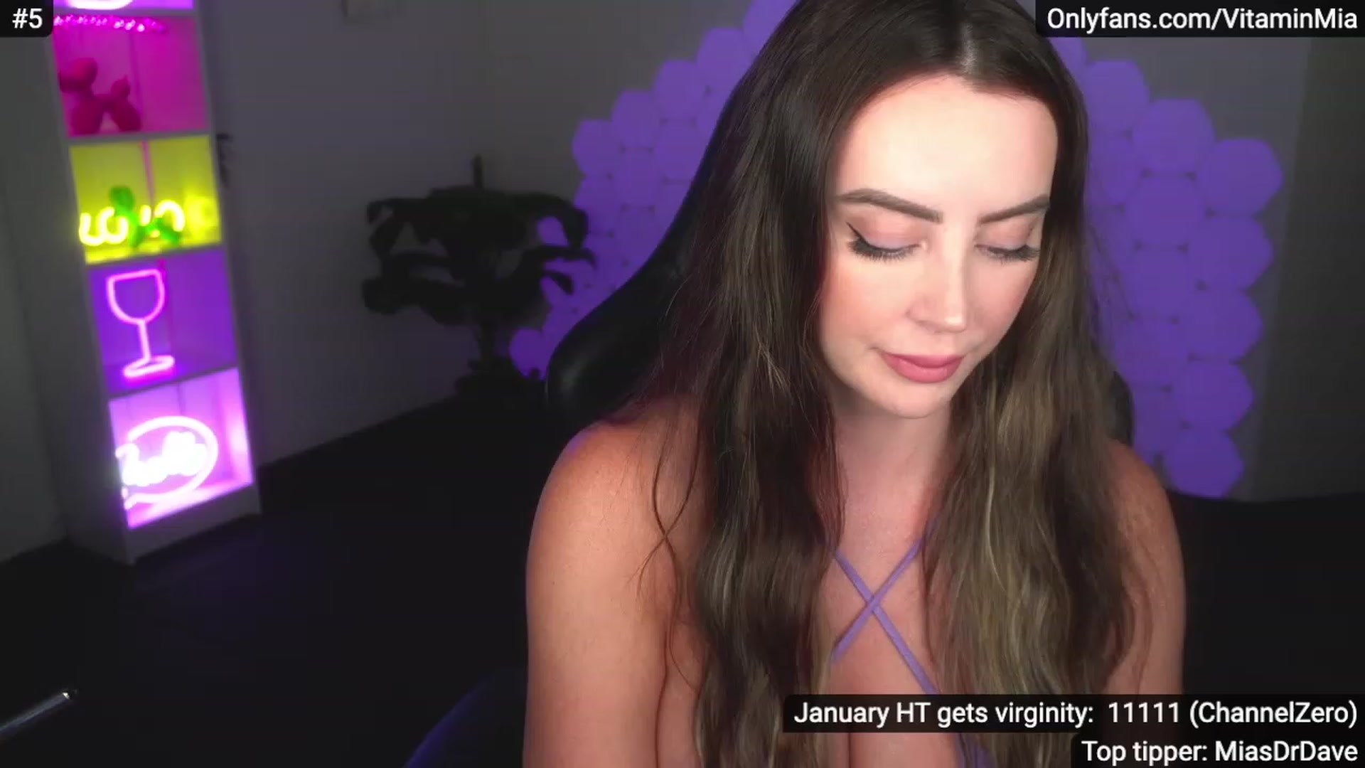 Gallery image thumbnail from MissAustralia's myfreecams stream on, 01/26/2023, 10:30 image 4 of 20