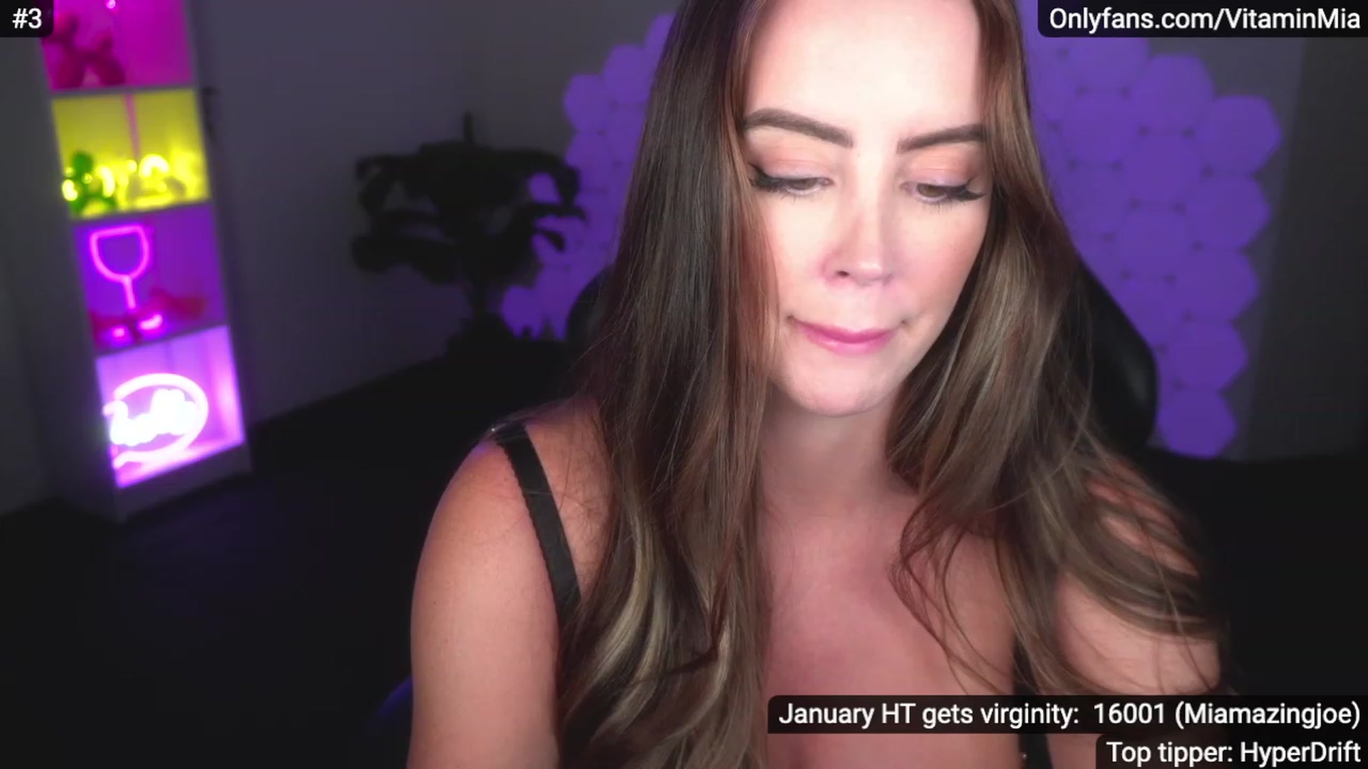 Gallery image thumbnail from MissAustralia's myfreecams stream on, 01/31/2023, 09:44 image 16 of 20
