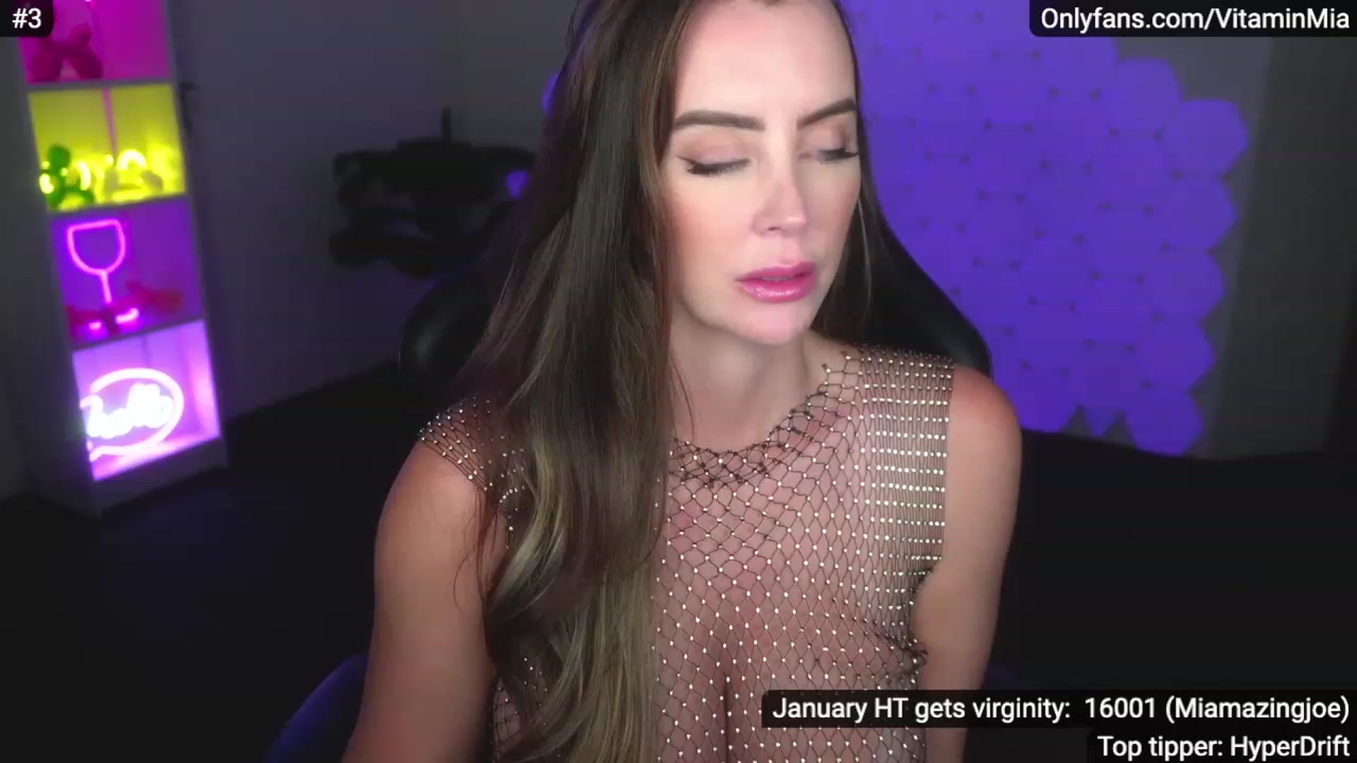 Gallery image thumbnail from MissAustralia's myfreecams stream on, 01/31/2023, 11:22 image 15 of 20