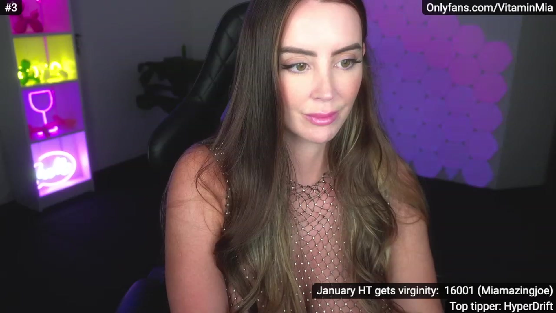 Gallery image thumbnail from MissAustralia's myfreecams stream on, 01/31/2023, 11:22 image 13 of 20
