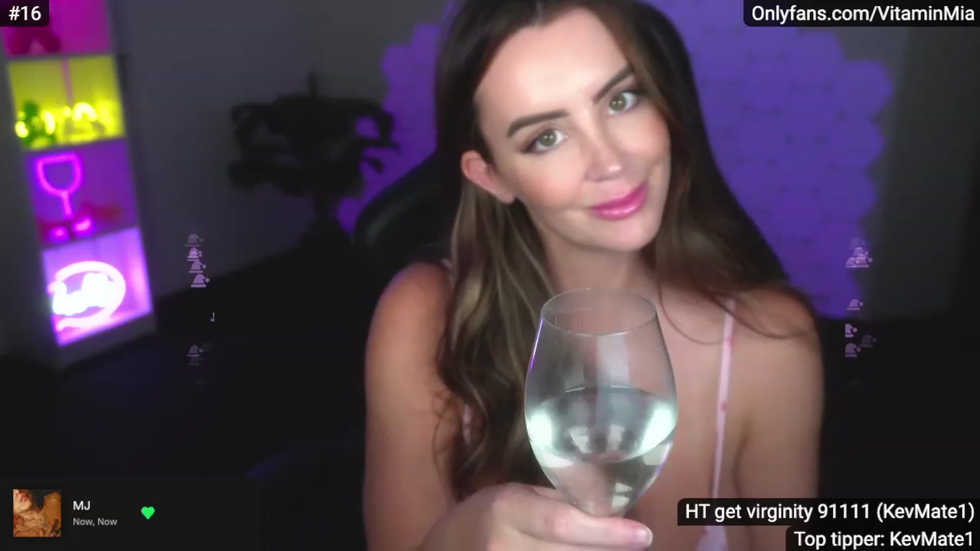 Gallery image thumbnail from MissAustralia's myfreecams stream on, 02/01/2023, 10:52 image 5 of 20