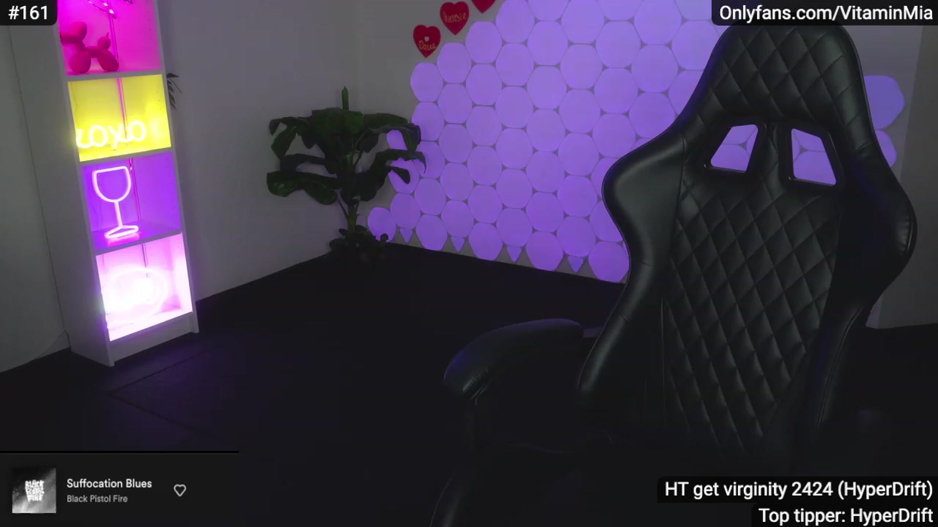 Gallery image thumbnail from MissAustralia's myfreecams stream on, 02/07/2023, 08:36 image 15 of 20