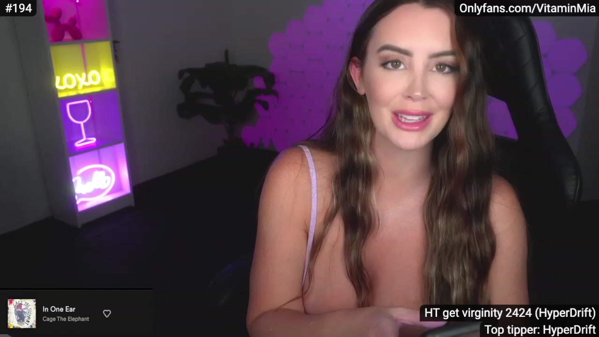 Gallery image thumbnail from MissAustralia's myfreecams stream on, 02/07/2023, 08:36 image 2 of 20