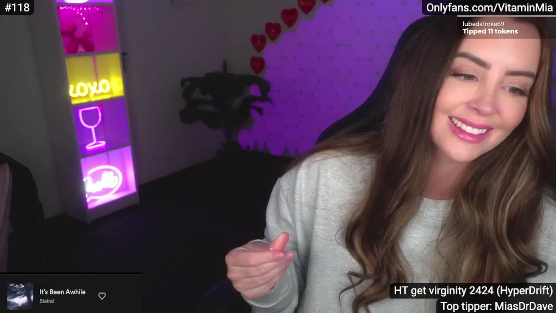 Gallery image thumbnail from MissAustralia's myfreecams stream on, 02/09/2023, 11:42 image 10 of 20