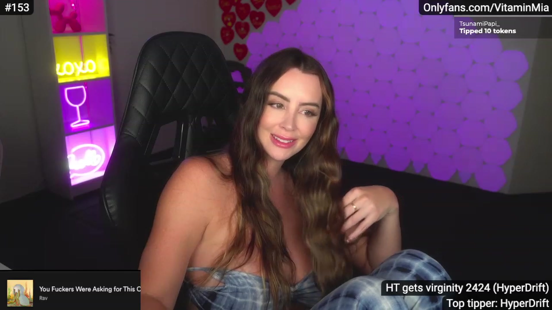 Gallery image thumbnail from MissAustralia's myfreecams stream on, 02/12/2023, 11:52 image 13 of 20