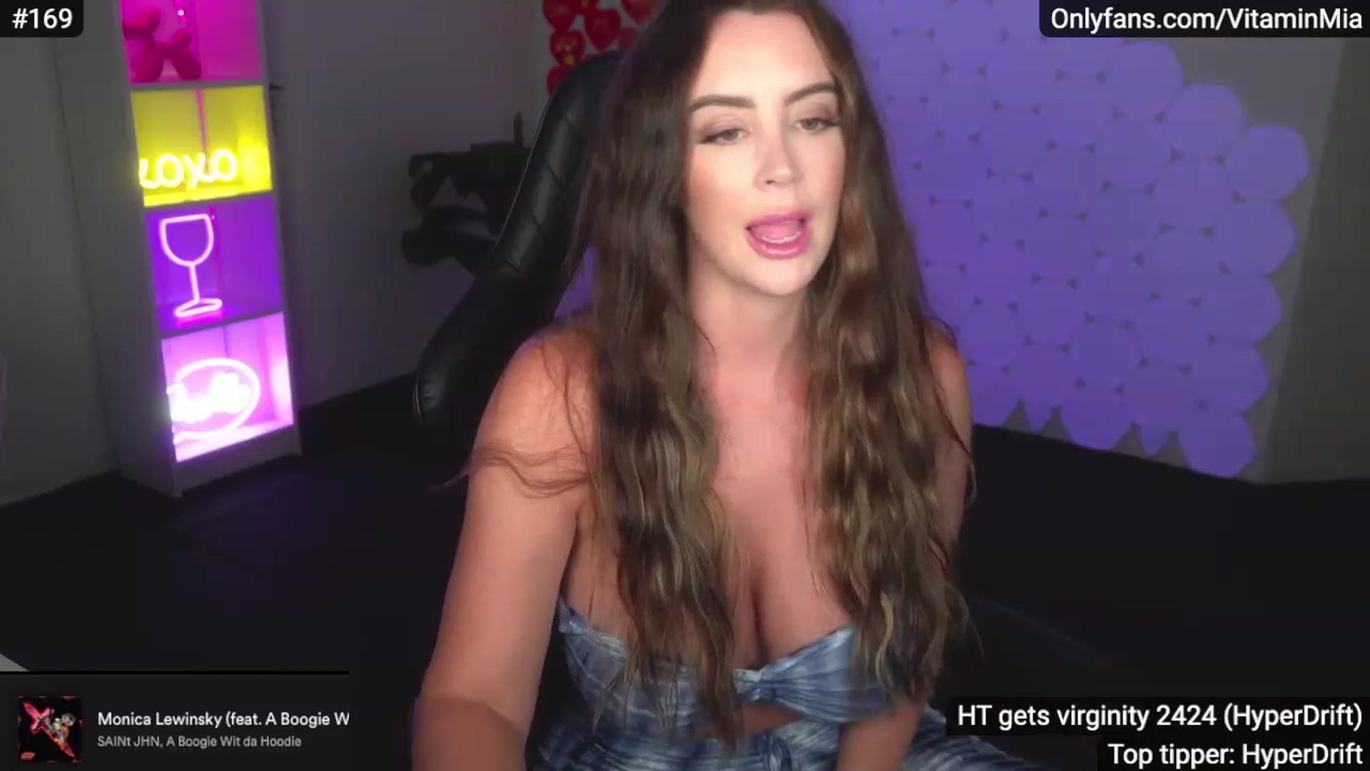 Gallery image thumbnail from MissAustralia's myfreecams stream on, 02/12/2023, 11:52 image 7 of 20
