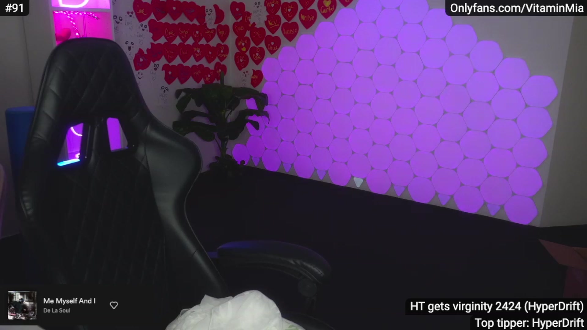 Gallery image thumbnail from MissAustralia's myfreecams stream on, 02/15/2023, 09:49 image 19 of 20