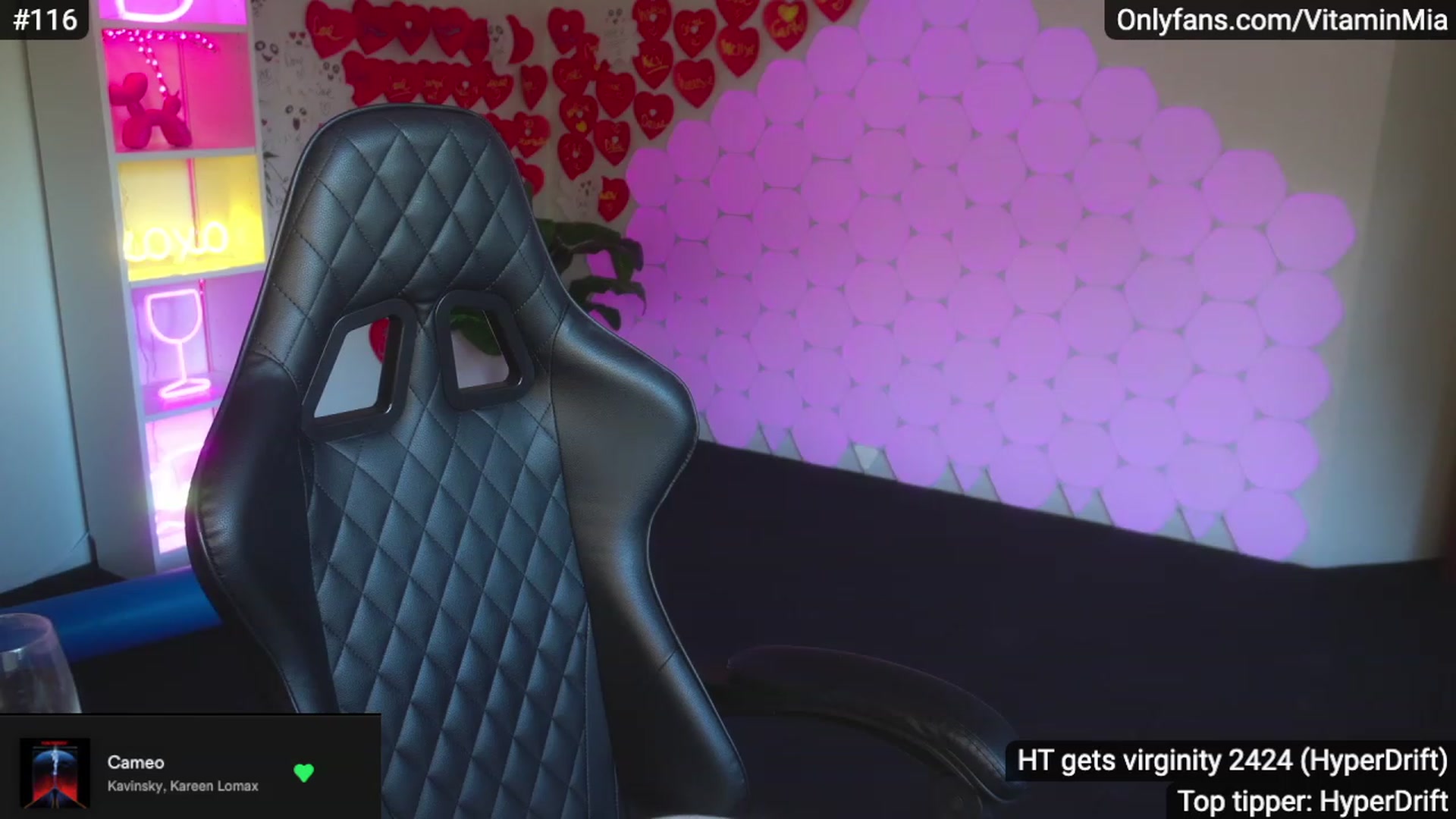 Gallery image thumbnail from MissAustralia's myfreecams stream on, 02/18/2023, 09:48 image 9 of 20