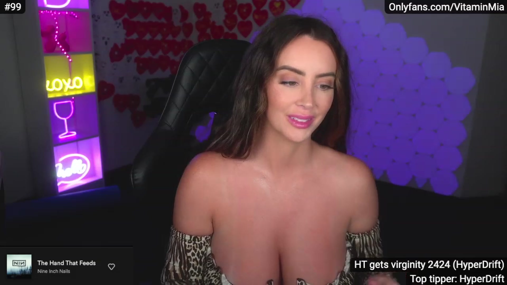 Gallery image thumbnail from MissAustralia's myfreecams stream on, 02/21/2023, 10:04 image 8 of 20