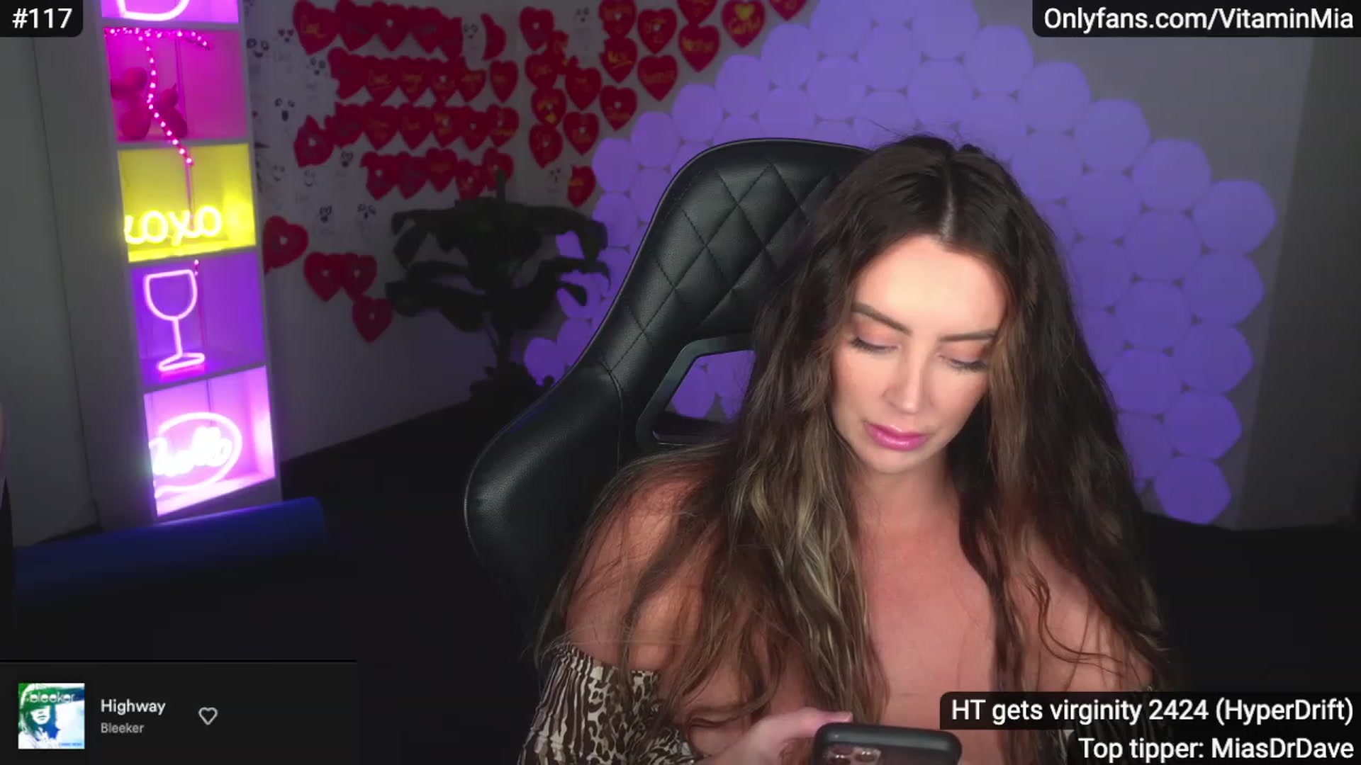 Gallery image thumbnail from MissAustralia's myfreecams stream on, 02/21/2023, 10:04 image 6 of 20