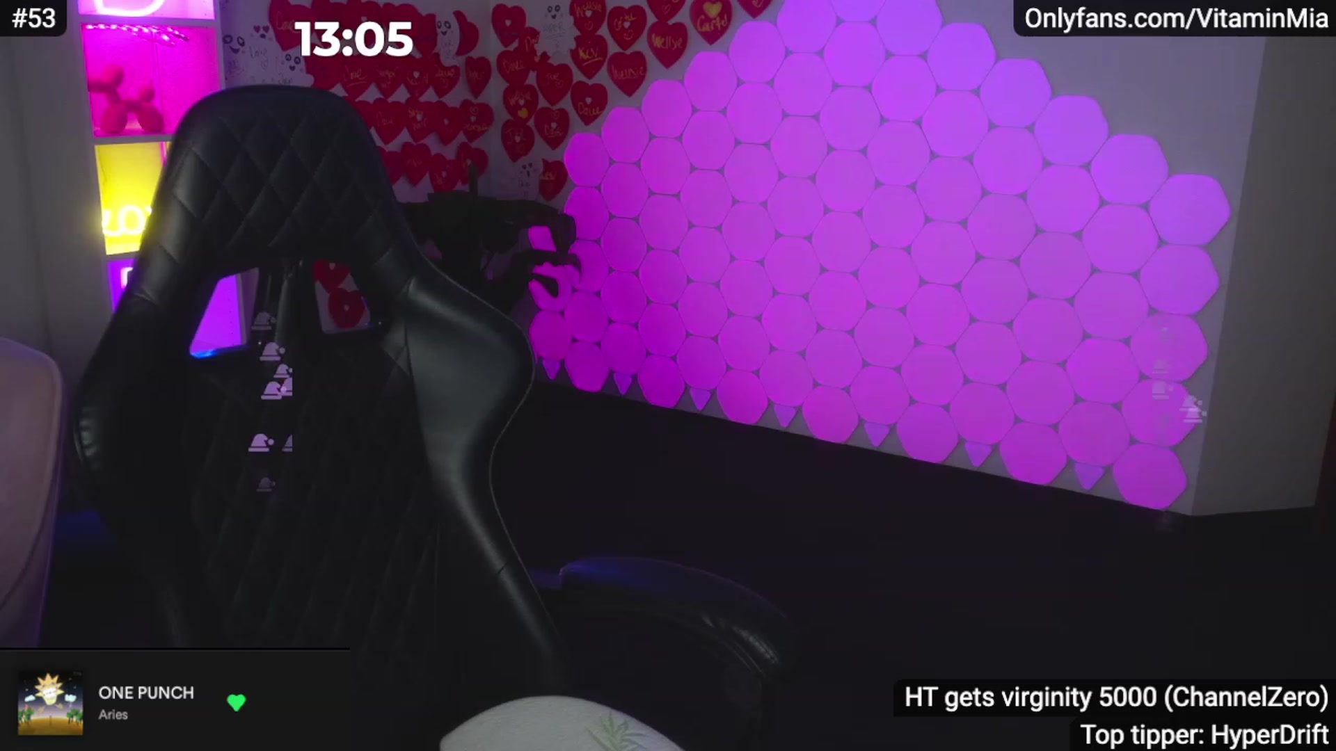 Gallery image thumbnail from MissAustralia's myfreecams stream on, 02/25/2023, 09:30 image 19 of 20