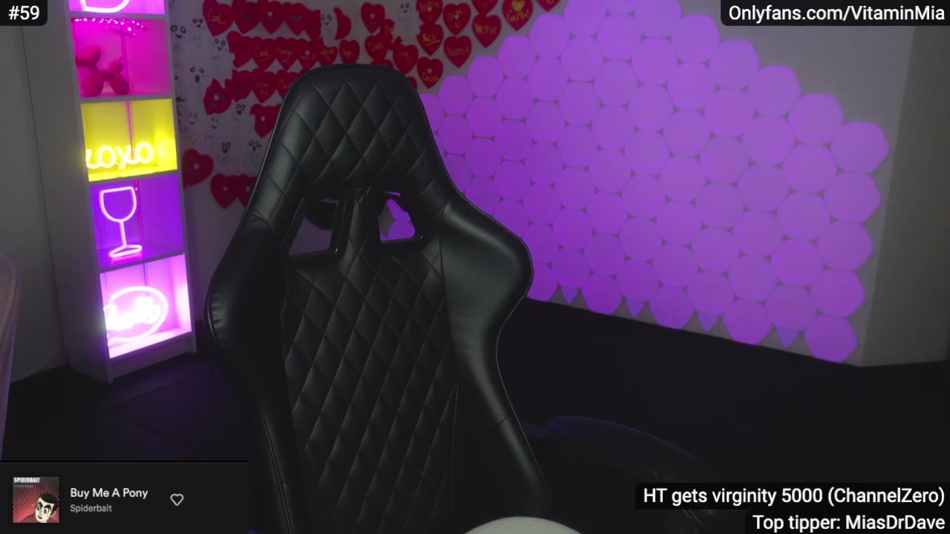 Gallery image thumbnail from MissAustralia's myfreecams stream on, 03/03/2023, 09:13 image 3 of 20