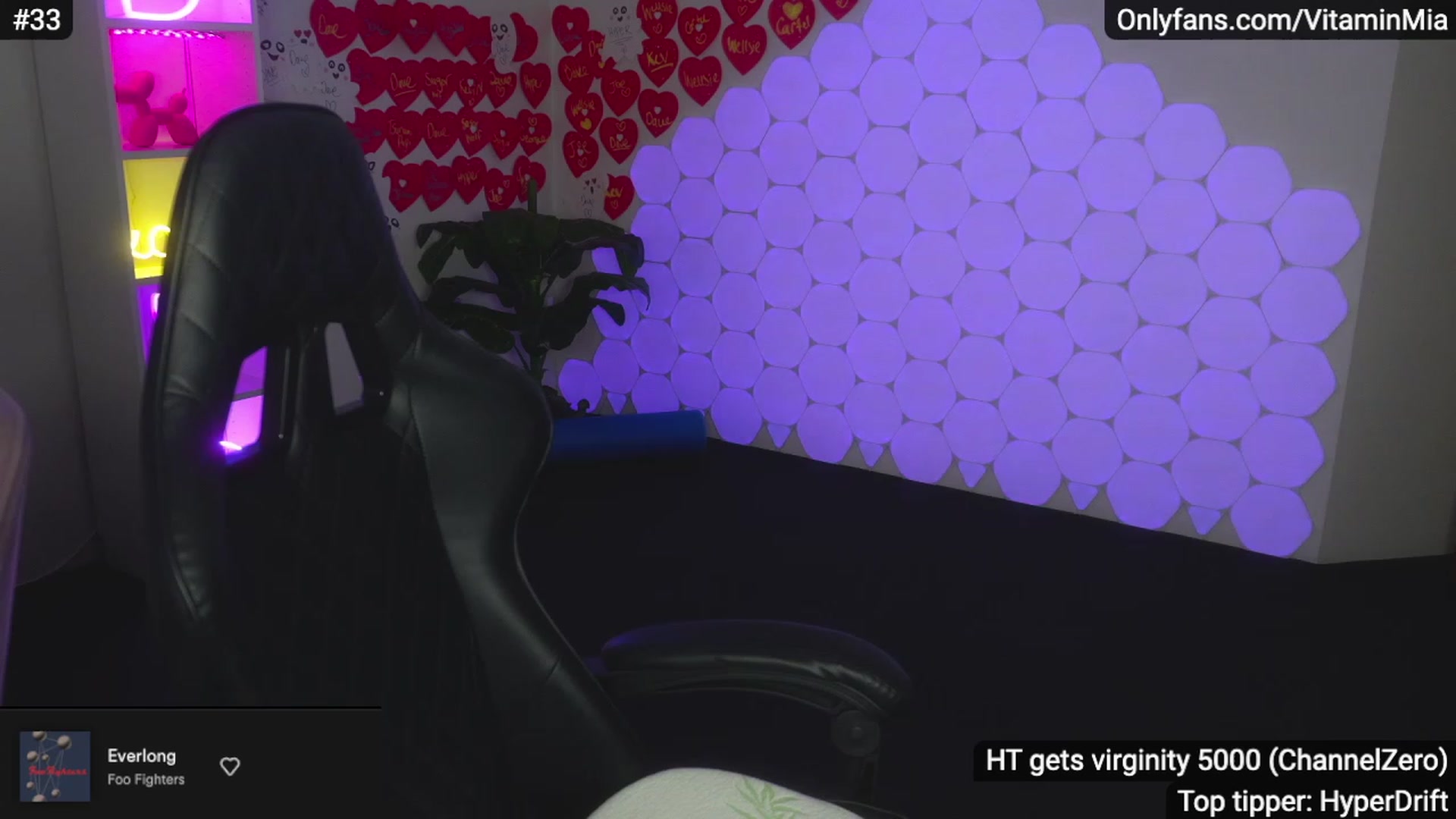 Gallery image thumbnail from MissAustralia's myfreecams stream on, 03/03/2023, 10:14 image 17 of 20