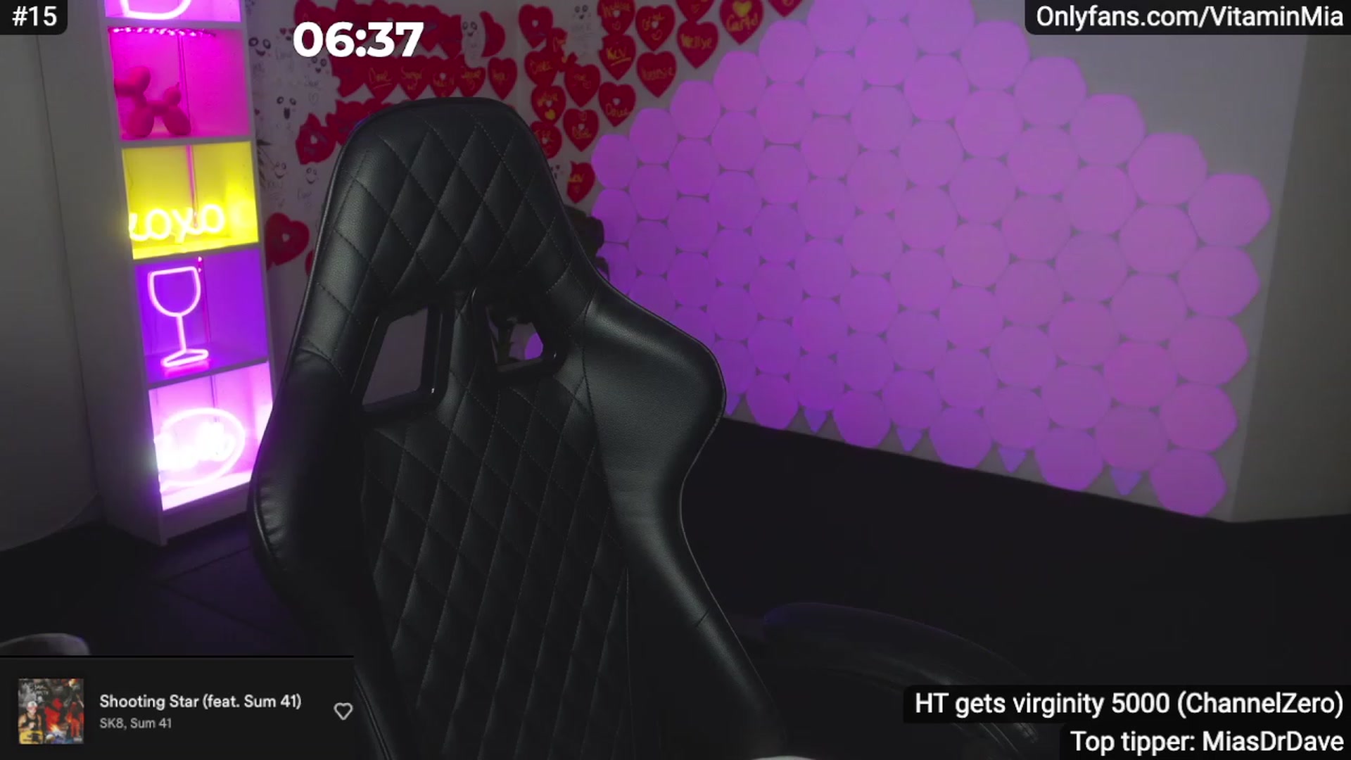 Gallery image thumbnail from MissAustralia's myfreecams stream on, 03/04/2023, 07:32 image 17 of 20
