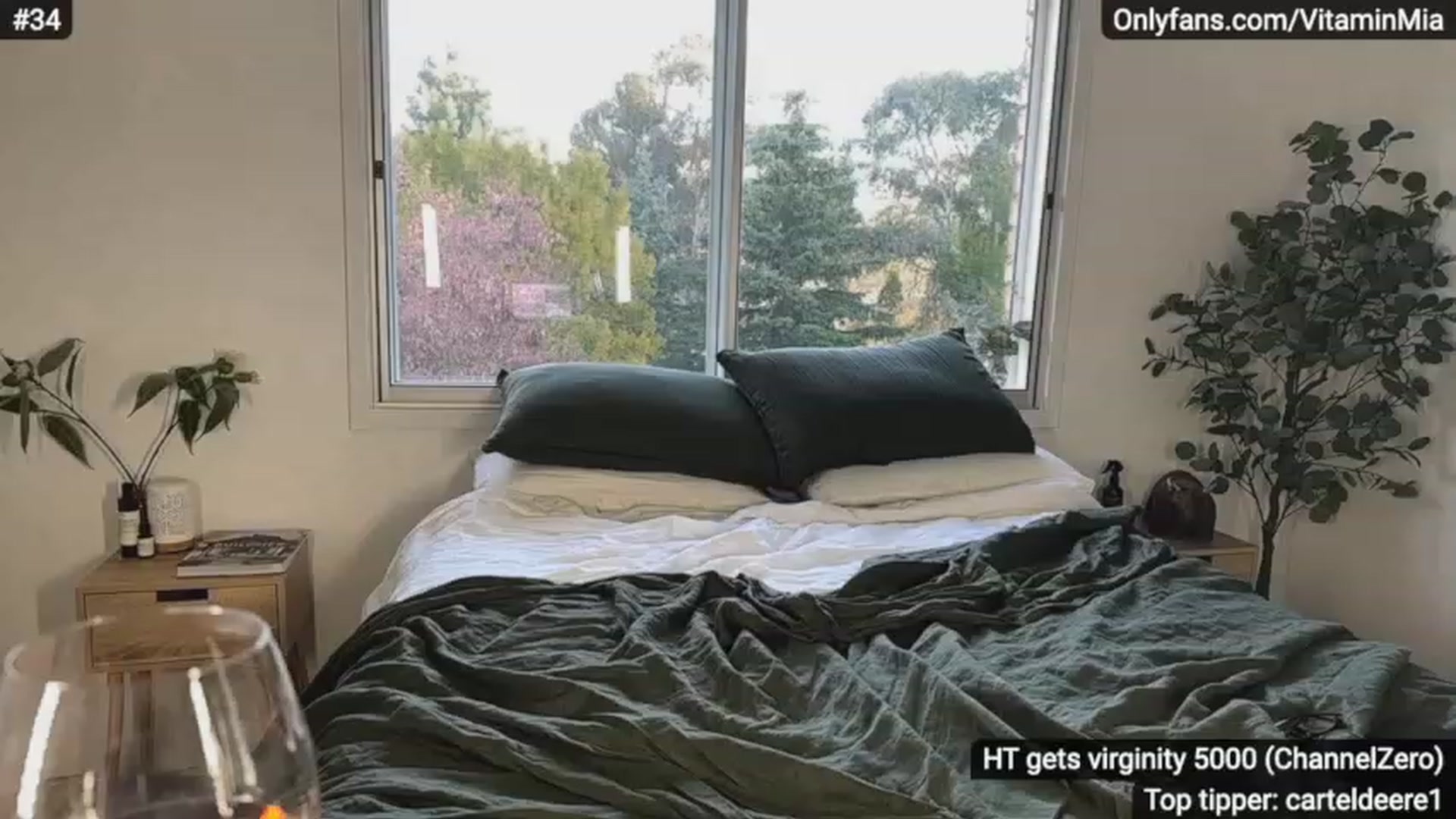 Gallery image thumbnail from MissAustralia's myfreecams stream on, 03/10/2023, 08:27 image 12 of 20