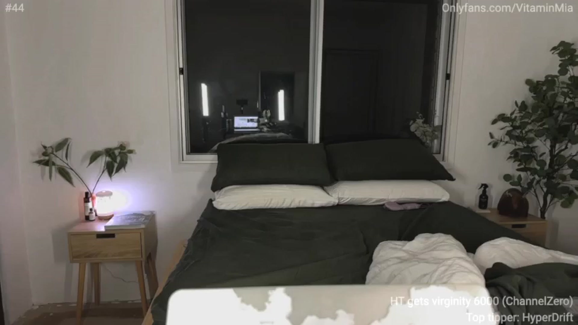 Gallery image thumbnail from MissAustralia's myfreecams stream on, 03/14/2023, 09:56 image 10 of 20