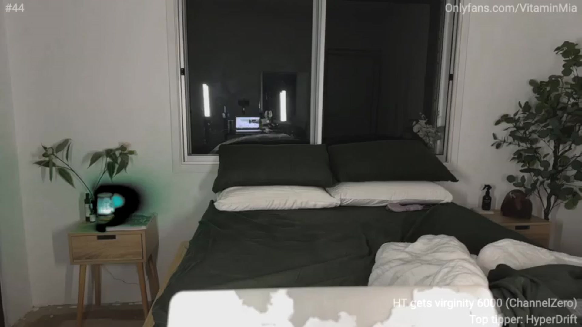 Gallery image thumbnail from MissAustralia's myfreecams stream on, 03/14/2023, 09:56 image 9 of 20