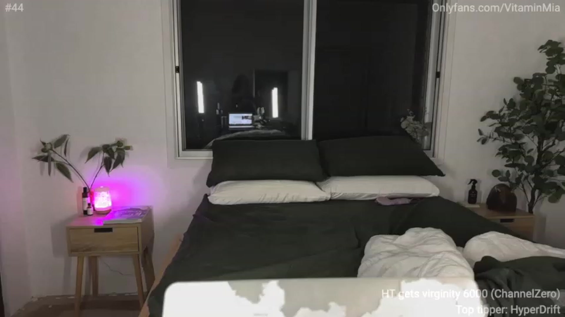Gallery image thumbnail from MissAustralia's myfreecams stream on, 03/14/2023, 09:56 image 7 of 20