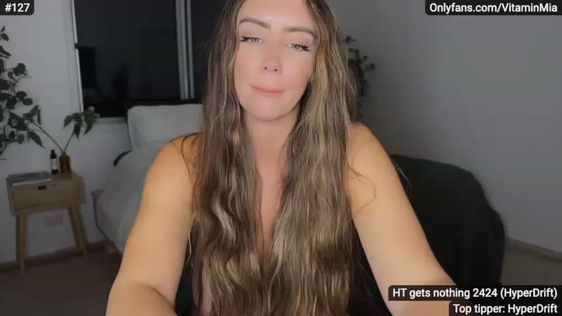 Gallery image thumbnail from MissAustralia's myfreecams stream on, 06/15/2023, 09:21 image 14 of 20
