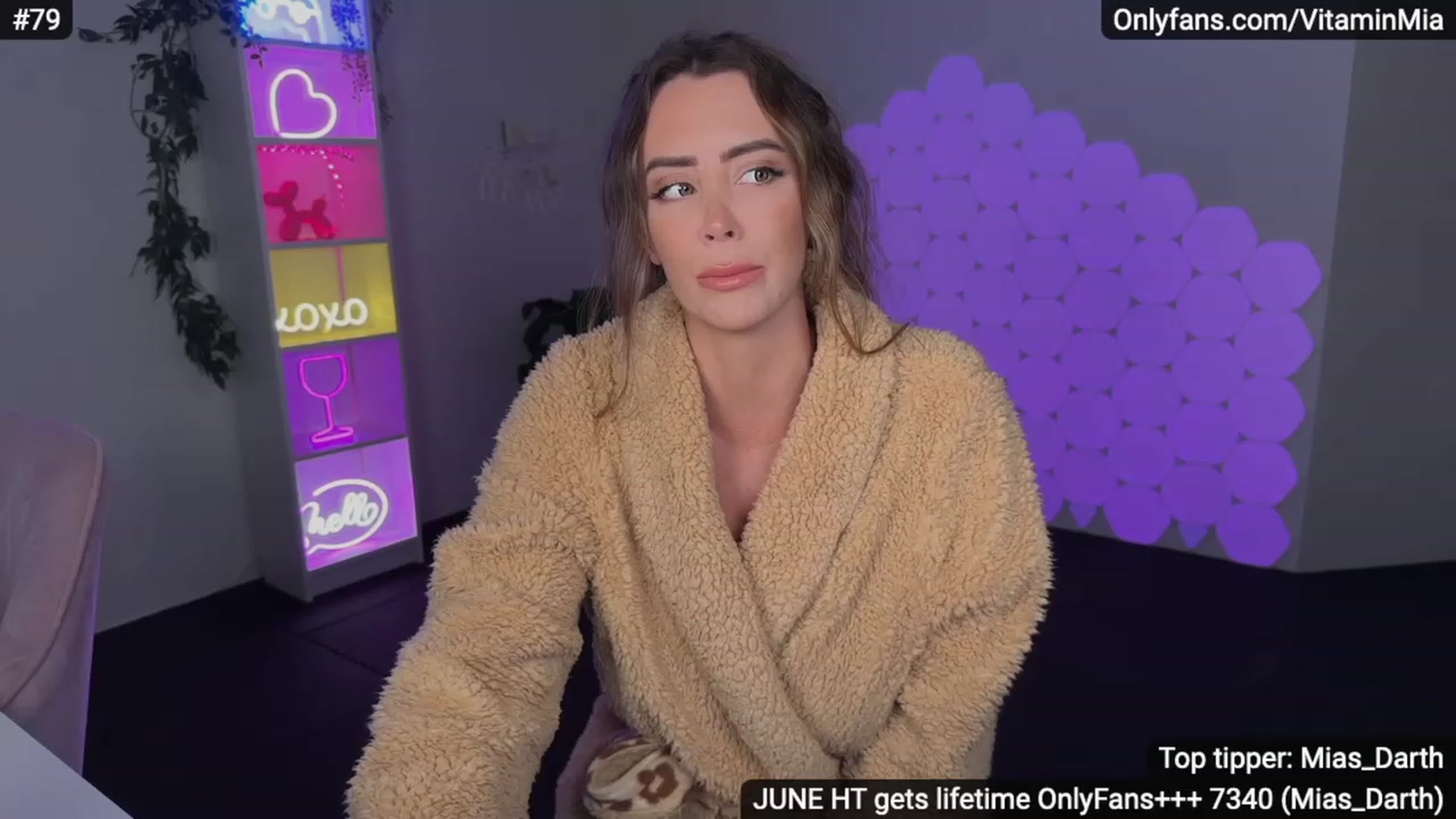 Gallery image thumbnail from MissAustralia's myfreecams stream on, 06/18/2023, 07:34 image 20 of 20