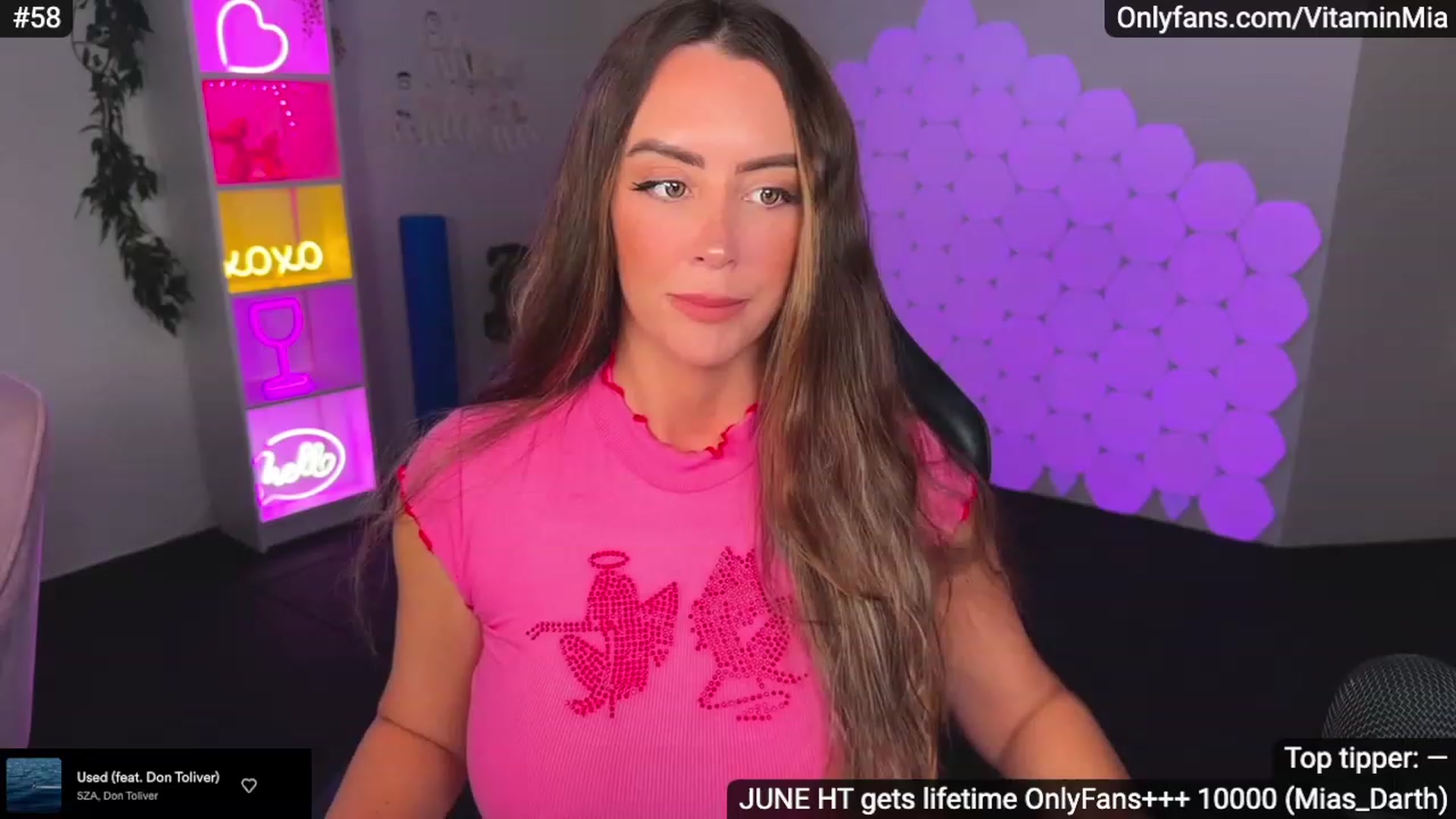 Gallery image thumbnail from MissAustralia's myfreecams stream on, 06/21/2023, 07:41 image 1 of 20