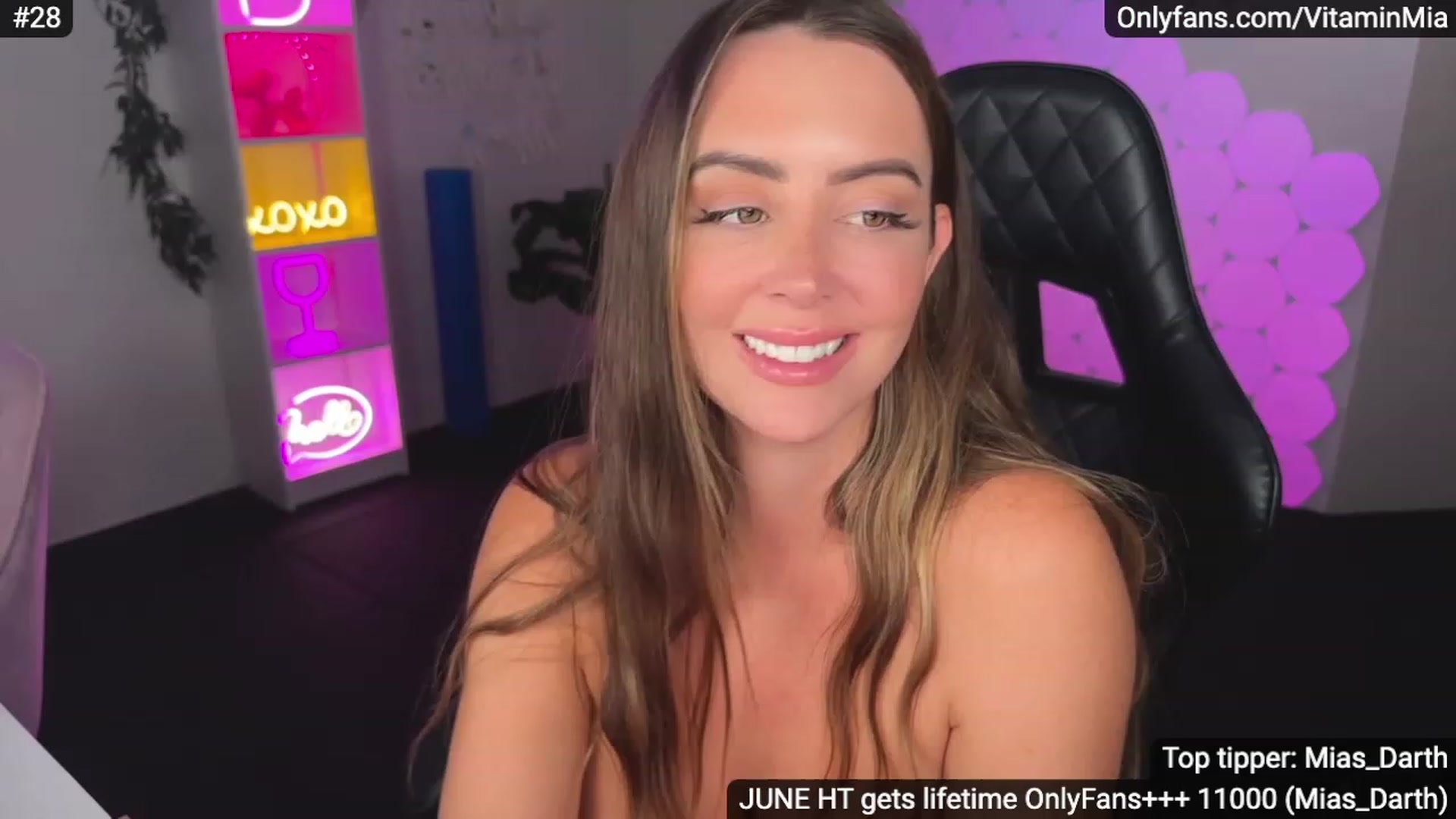 Gallery image thumbnail from MissAustralia's myfreecams stream on, 06/30/2023, 10:31 image 20 of 20