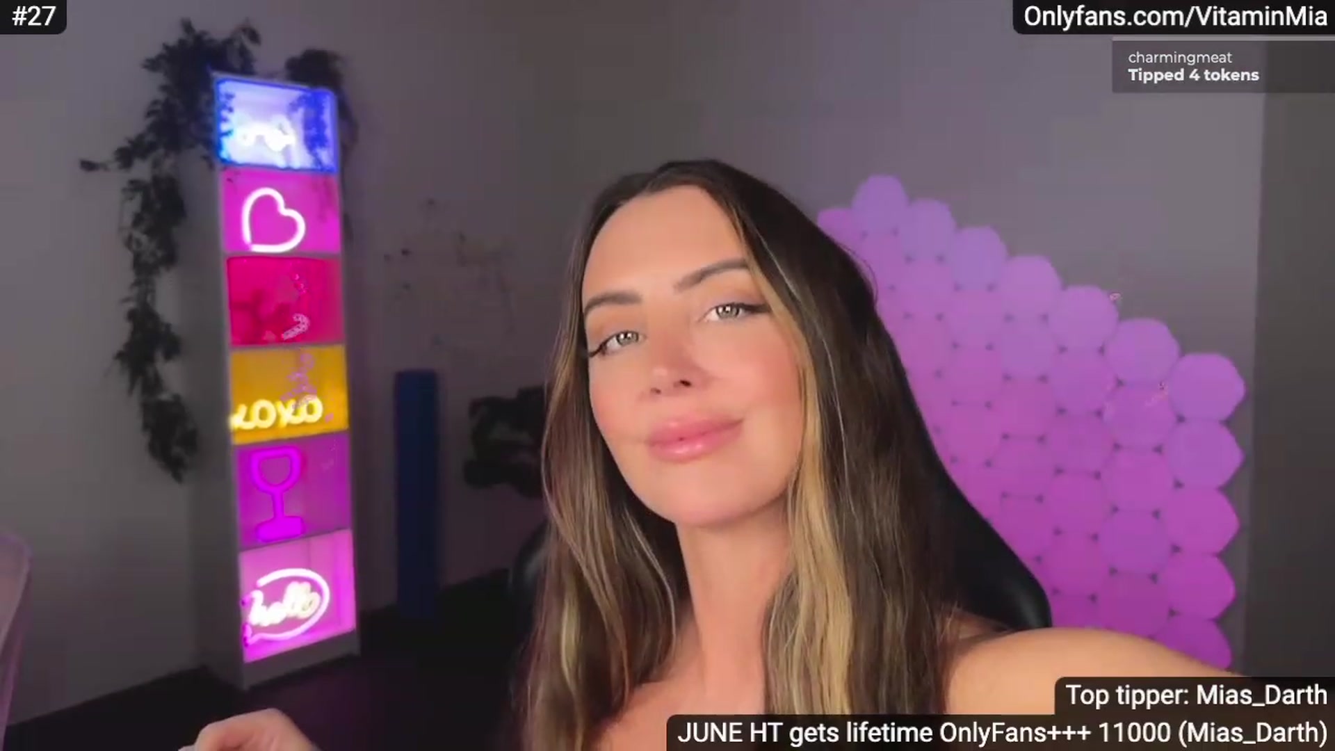 Gallery image thumbnail from MissAustralia's myfreecams stream on, 06/30/2023, 12:56 image 3 of 20