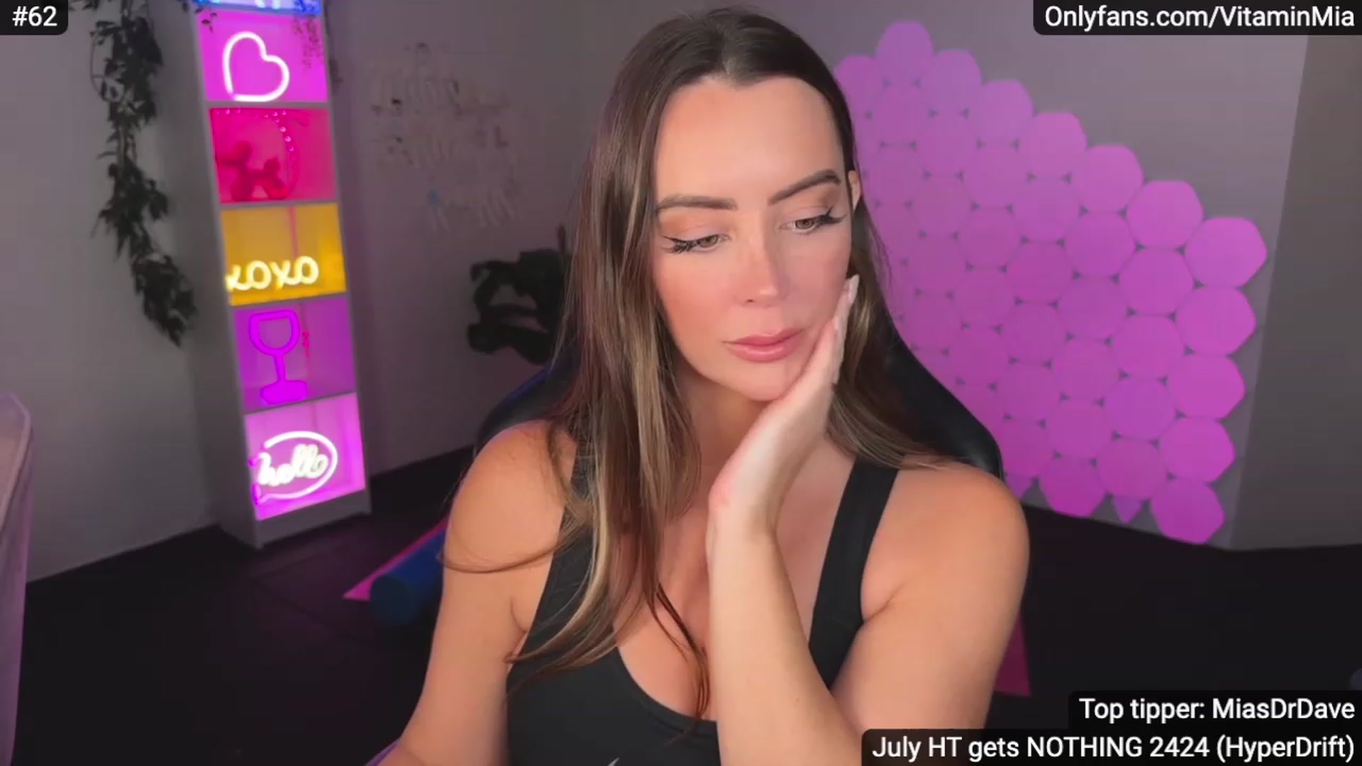 Gallery image thumbnail from MissAustralia's myfreecams stream on, 07/02/2023, 08:50 image 2 of 20