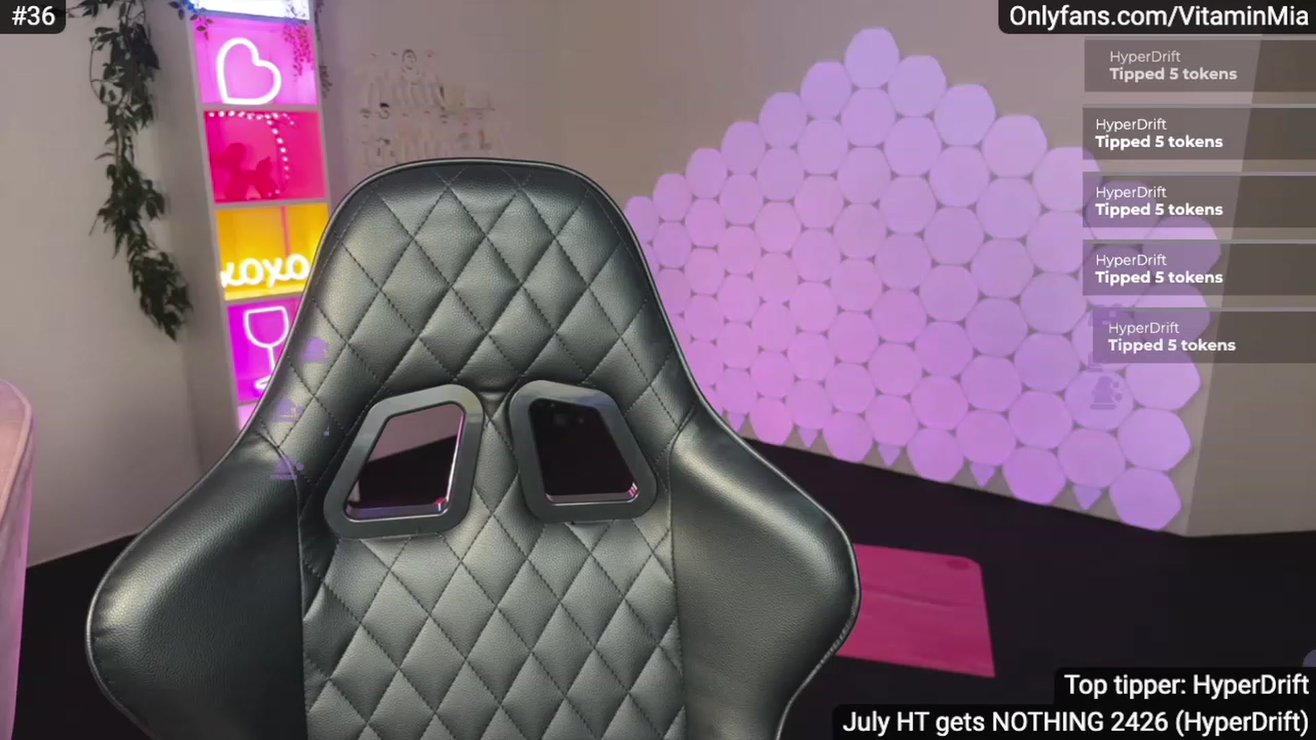 Gallery image thumbnail from MissAustralia's myfreecams stream on, 07/02/2023, 08:50 image 6 of 20