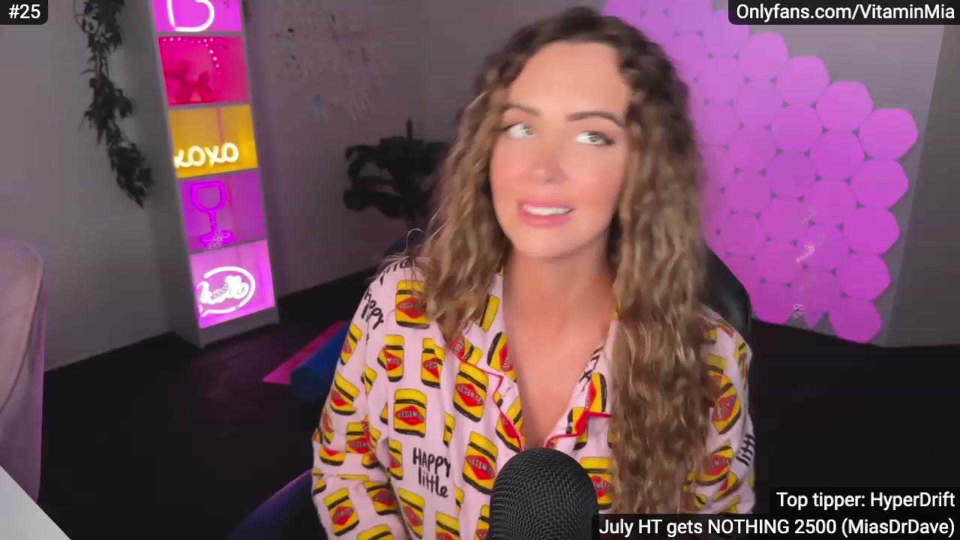 Gallery image thumbnail from MissAustralia's myfreecams stream on, 07/03/2023, 10:19 image 11 of 20