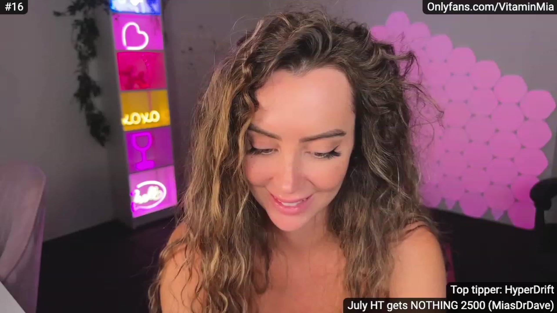 Gallery image thumbnail from MissAustralia's myfreecams stream on, 07/03/2023, 11:54 image 7 of 20