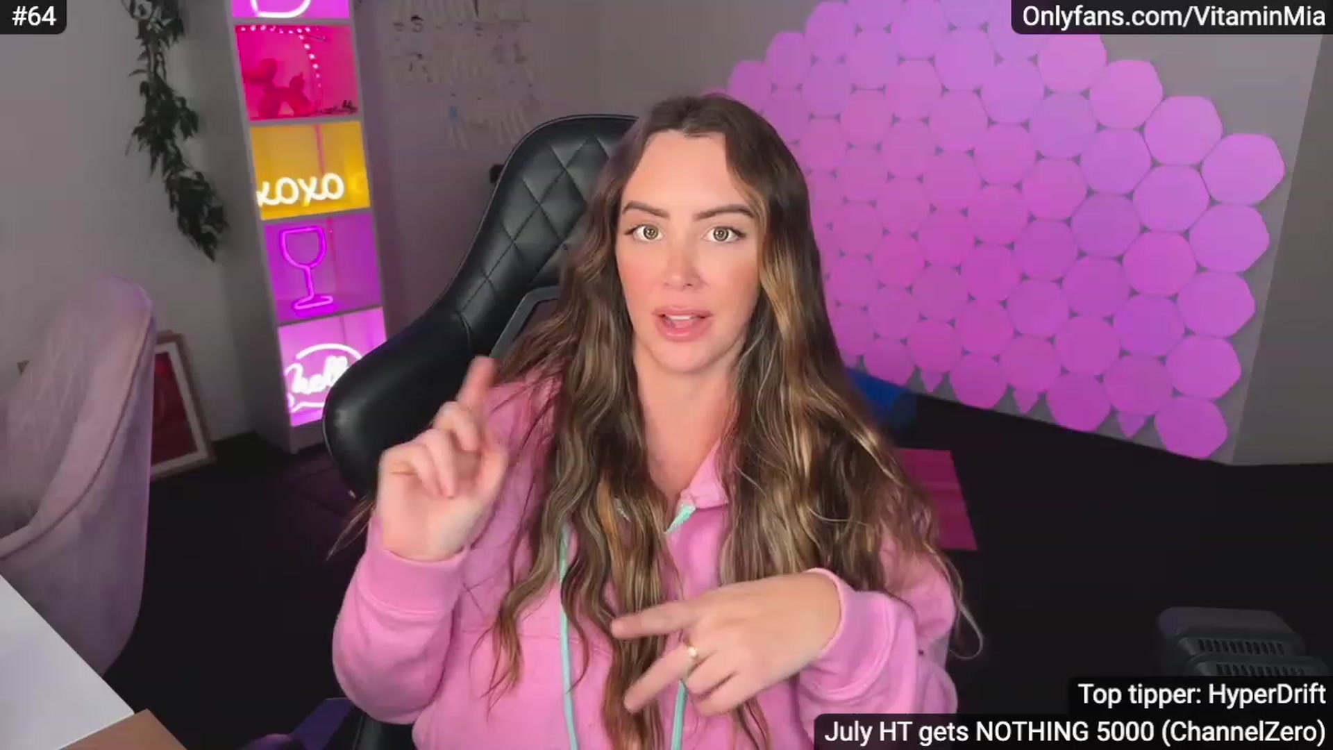 Gallery image thumbnail from MissAustralia's myfreecams stream on, 07/11/2023, 08:23 image 20 of 20