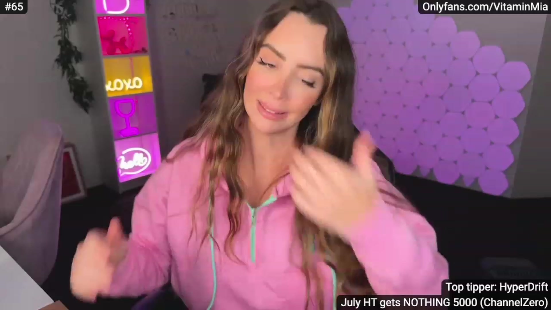 Gallery image thumbnail from MissAustralia's myfreecams stream on, 07/11/2023, 08:23 image 15 of 20