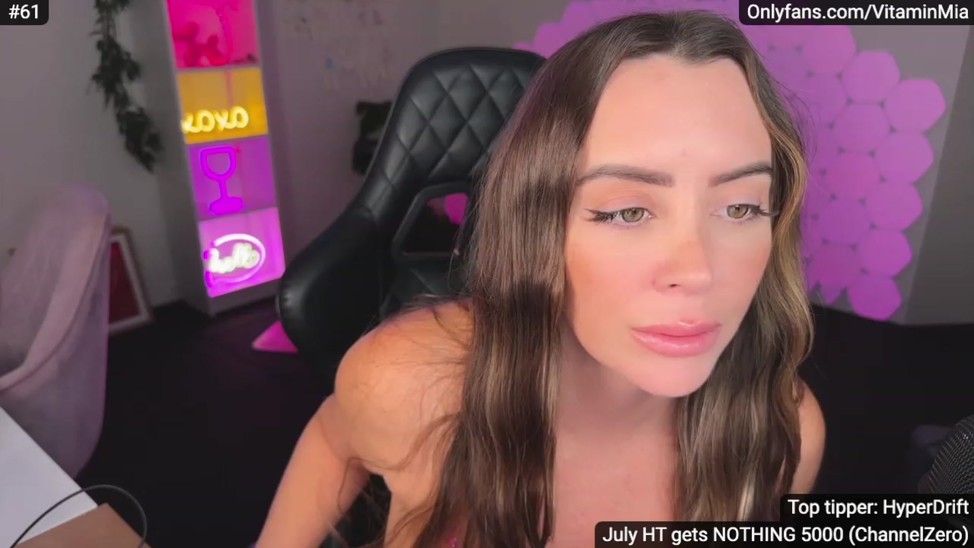 Gallery image thumbnail from MissAustralia's myfreecams stream on, 07/11/2023, 10:08 image 16 of 20