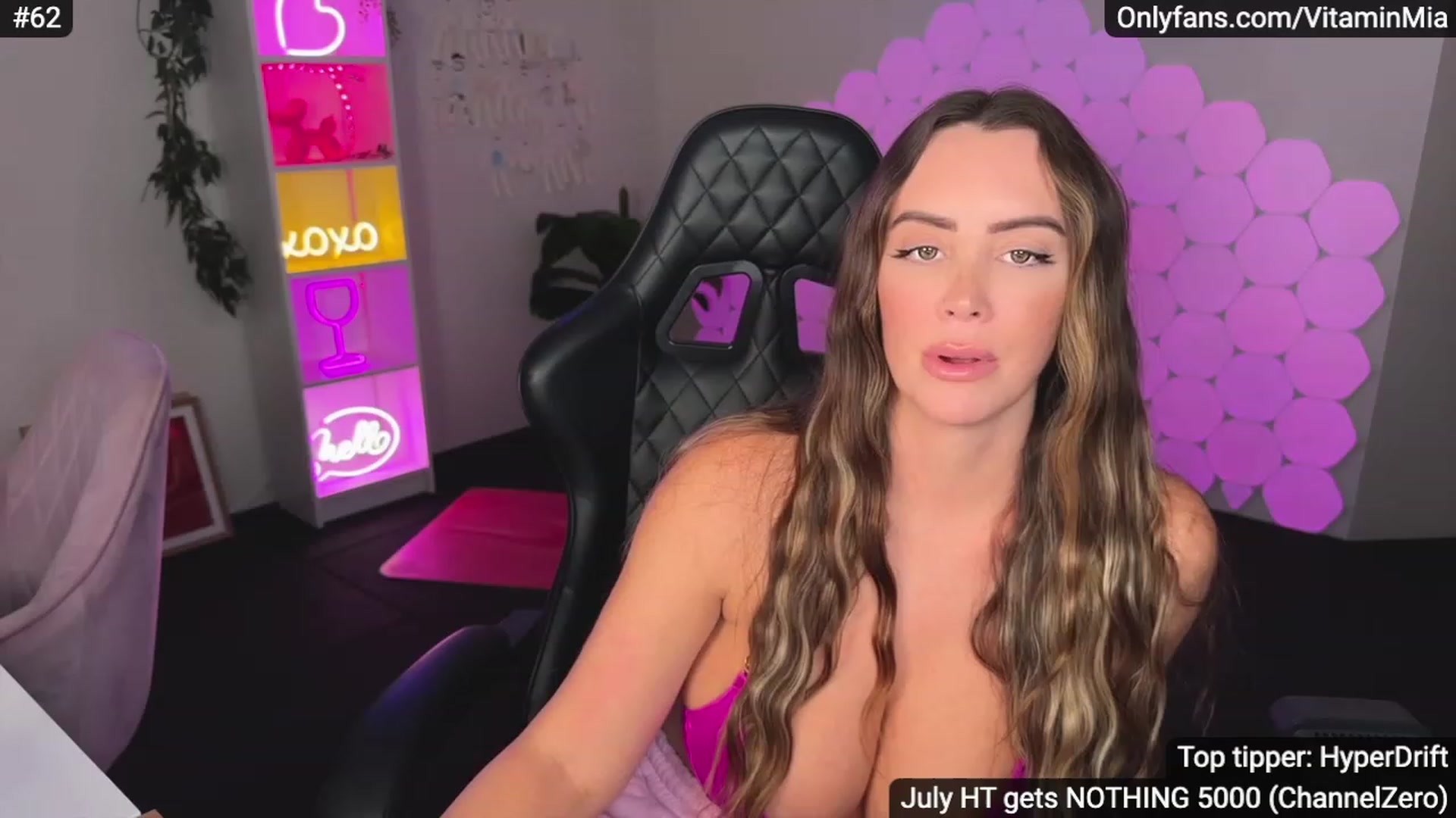 Gallery image thumbnail from MissAustralia's myfreecams stream on, 07/11/2023, 10:08 image 4 of 20