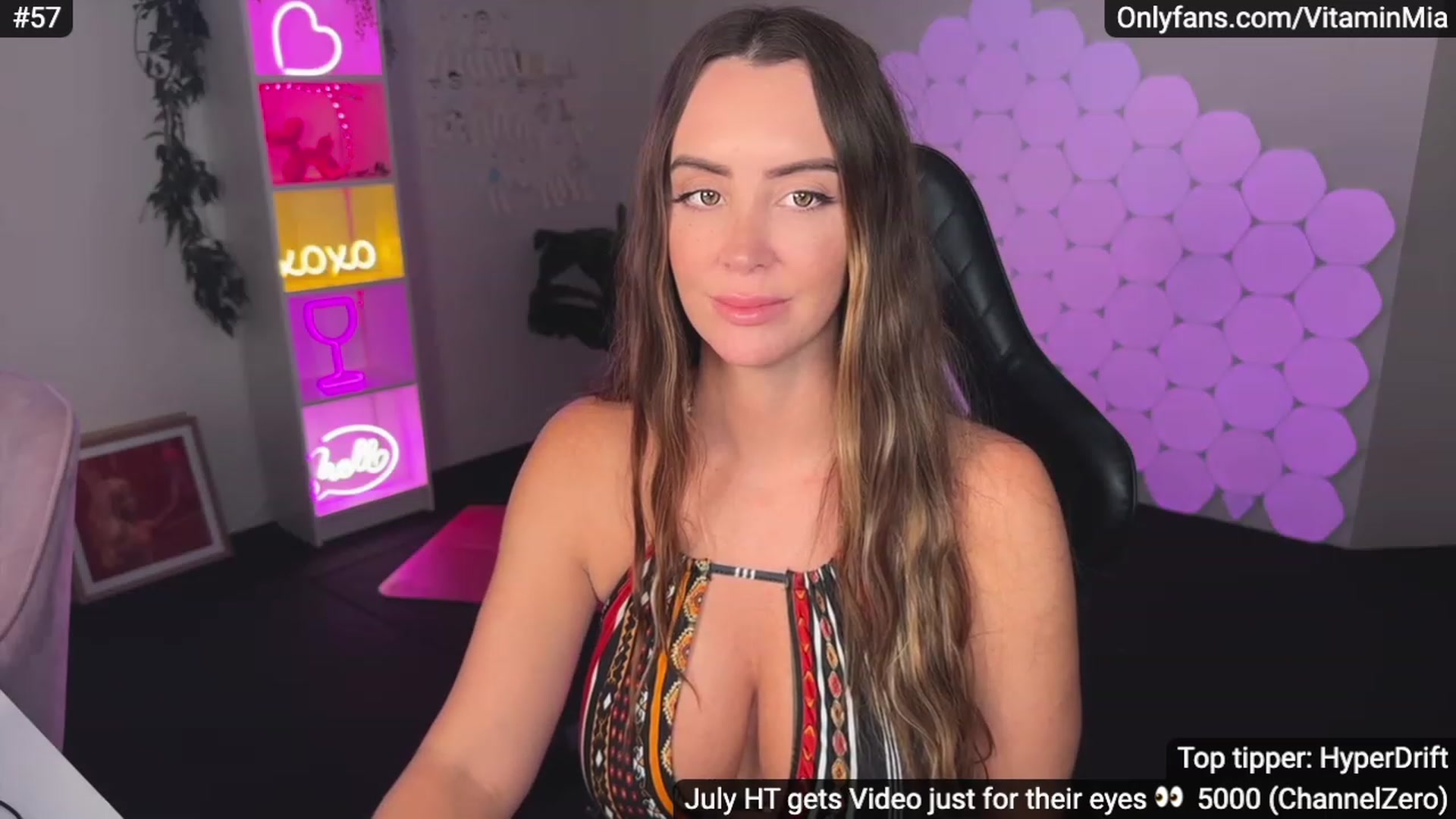 Gallery image thumbnail from MissAustralia's myfreecams stream on, 07/12/2023, 09:41 image 13 of 20