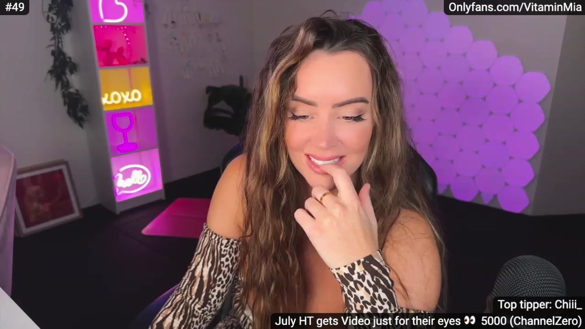 Gallery image thumbnail from MissAustralia's myfreecams stream on, 07/15/2023, 07:23 image 17 of 20