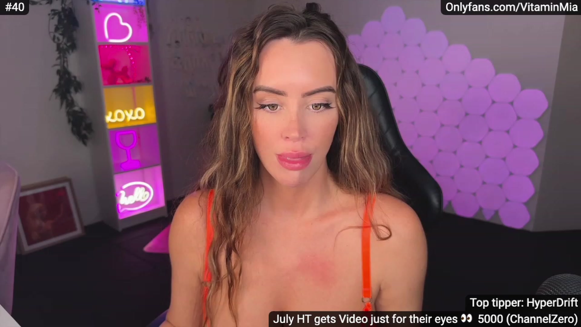 Gallery image thumbnail from MissAustralia's myfreecams stream on, 07/15/2023, 10:13 image 7 of 20