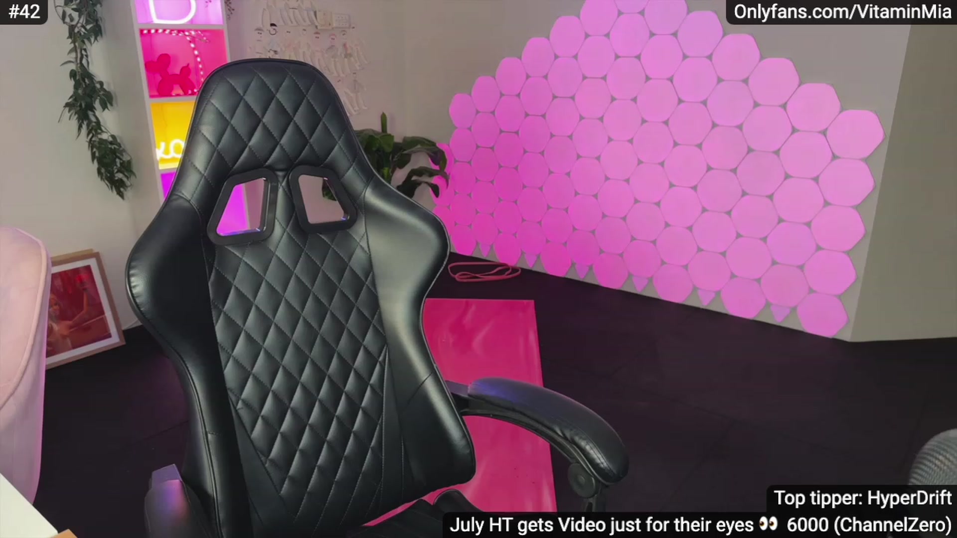 Gallery image thumbnail from MissAustralia's myfreecams stream on, 07/23/2023, 07:04 image 20 of 20
