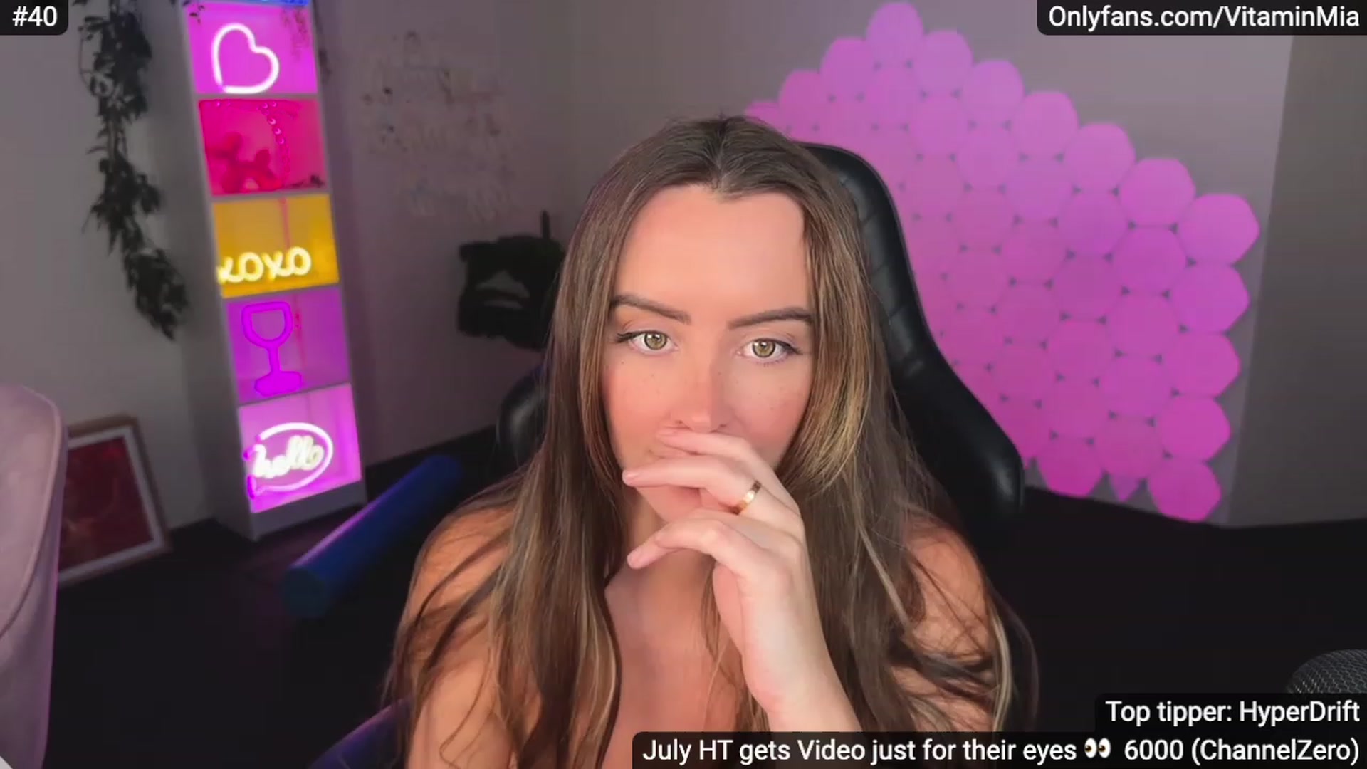 Gallery image thumbnail from MissAustralia's myfreecams stream on, 07/23/2023, 11:08 image 20 of 20