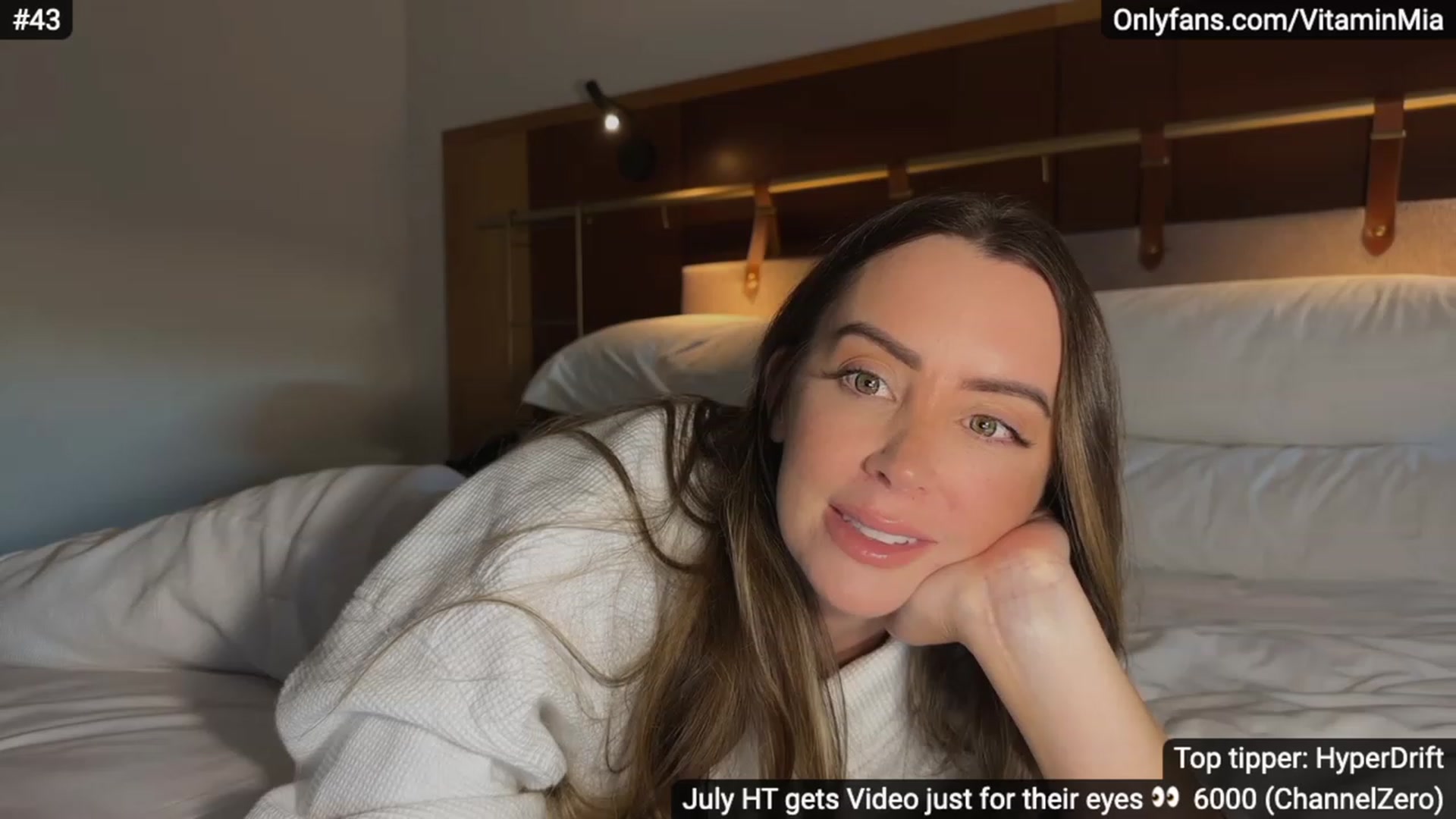 Gallery image thumbnail from MissAustralia's myfreecams stream on, 07/27/2023, 07:44 image 2 of 20